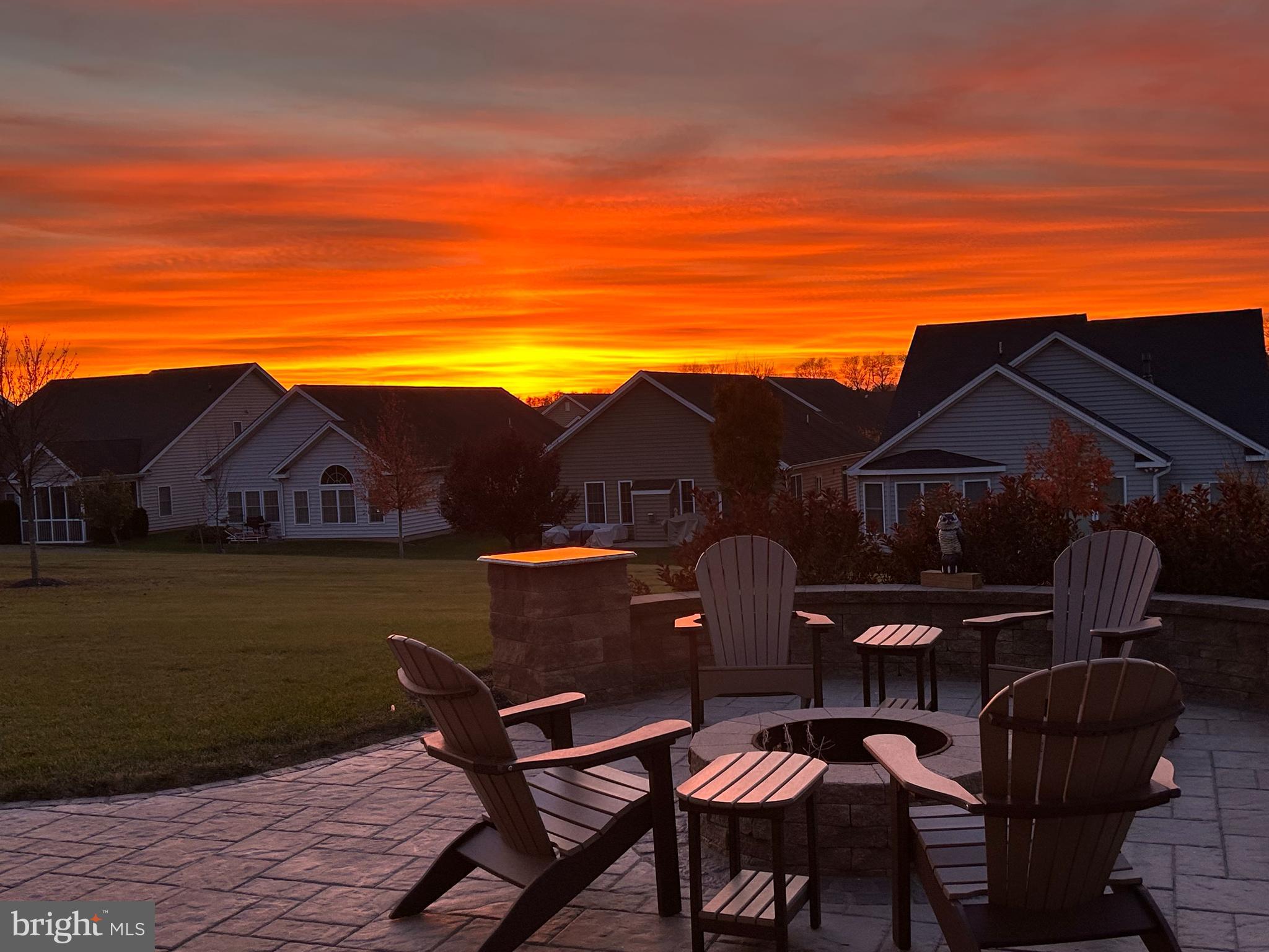 DANBURY GLEN - Residential
