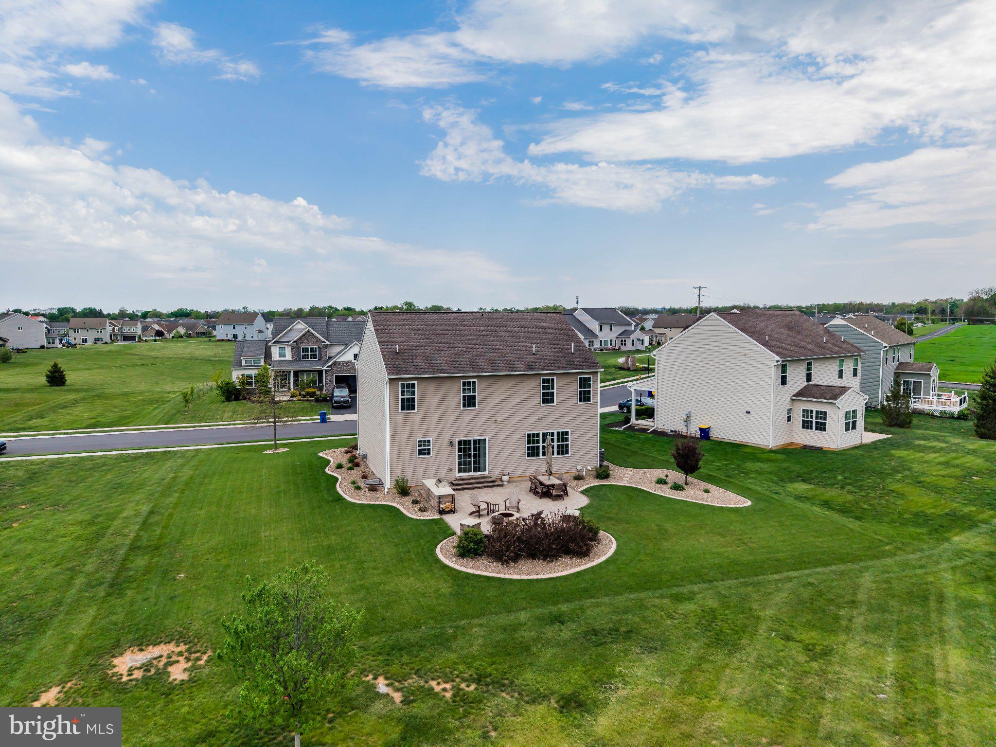 DANBURY GLEN - Residential