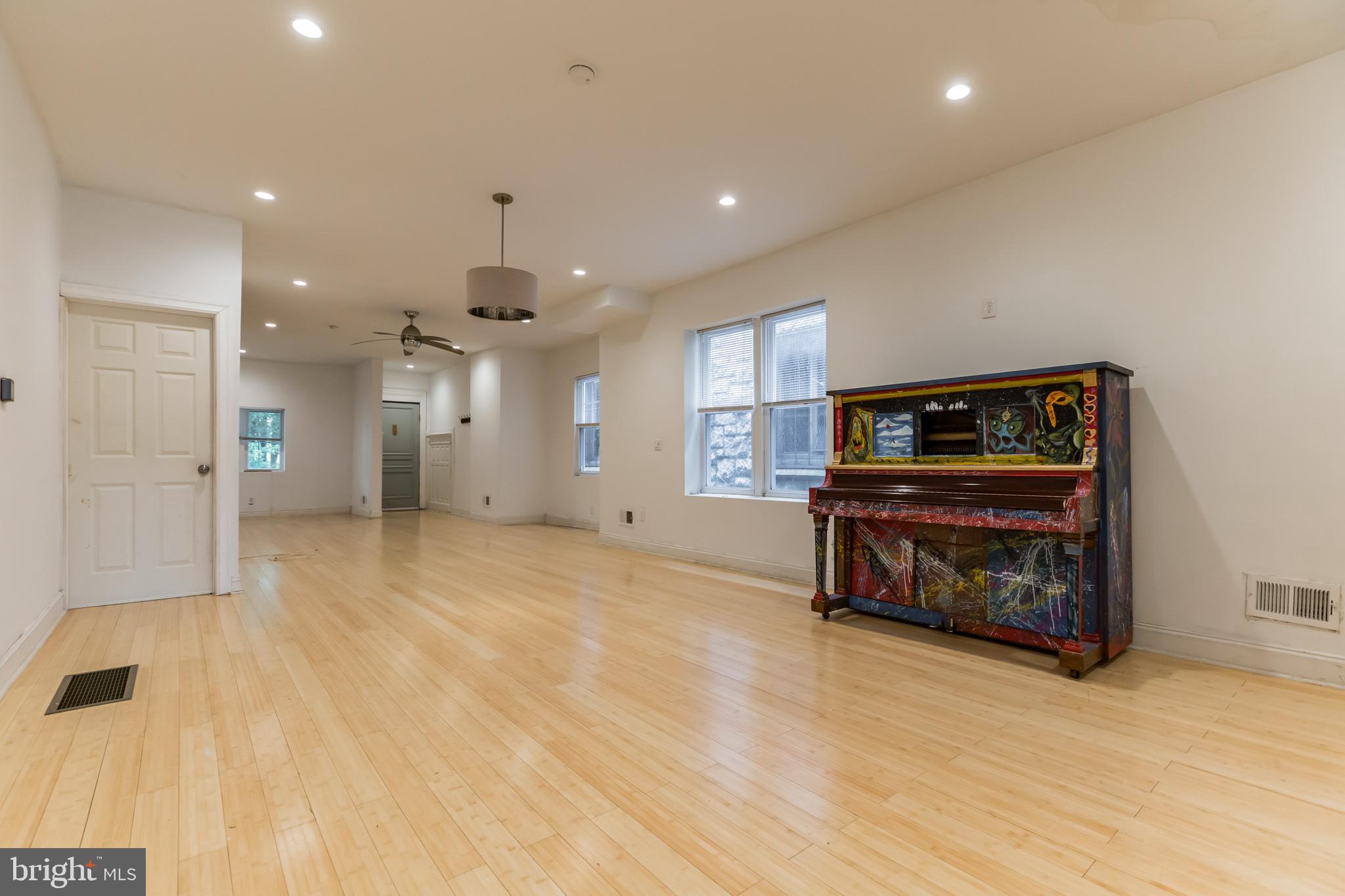 CEDAR PARK - Residential