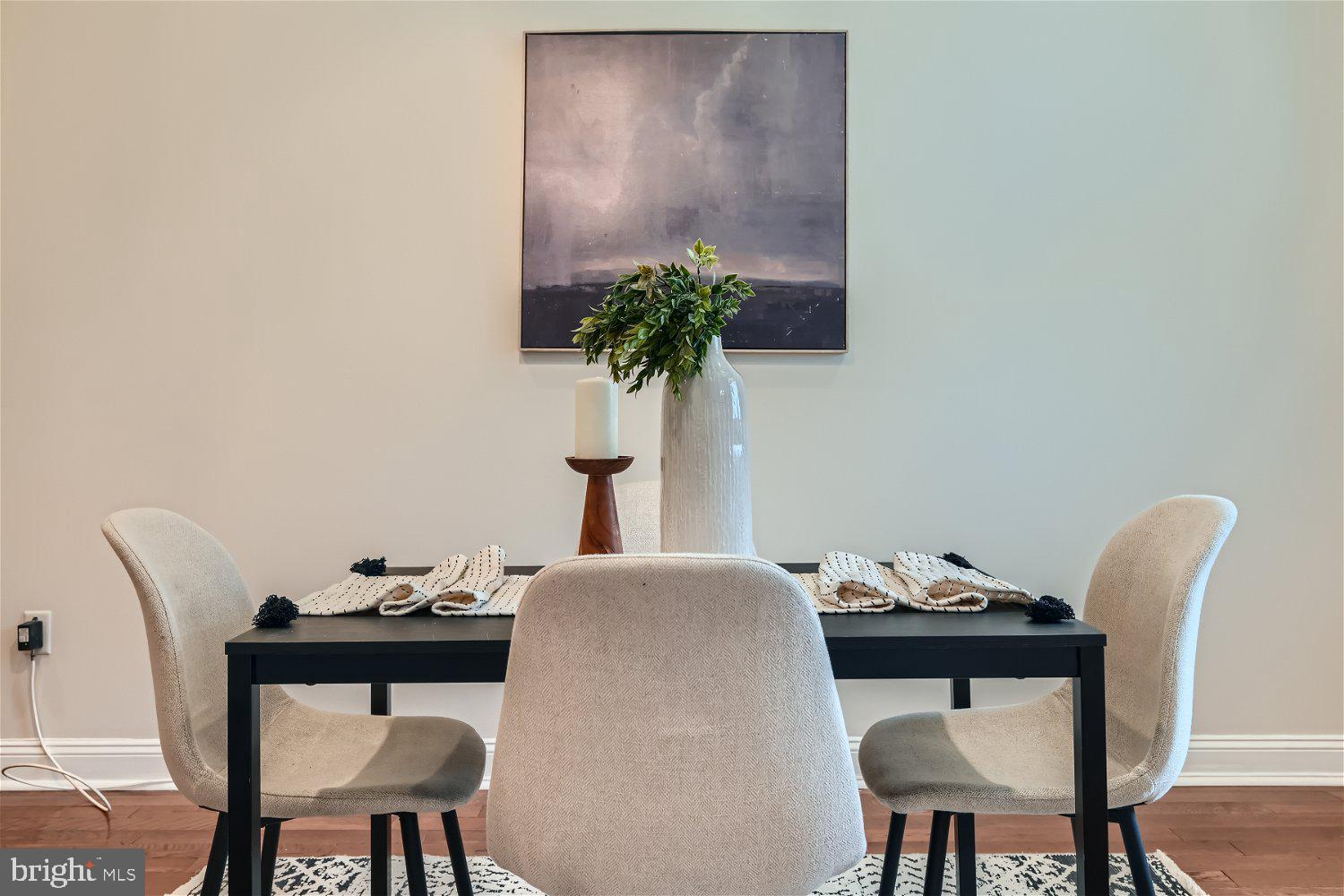 LOCUST POINT - Residential