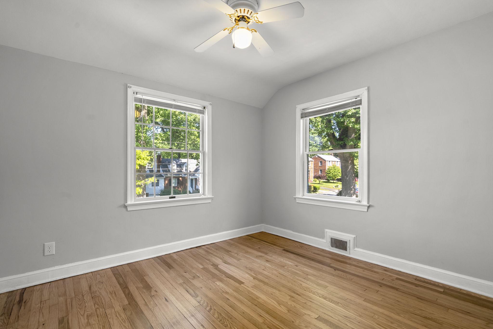 SOUTH FOUR CORNERS - Residential