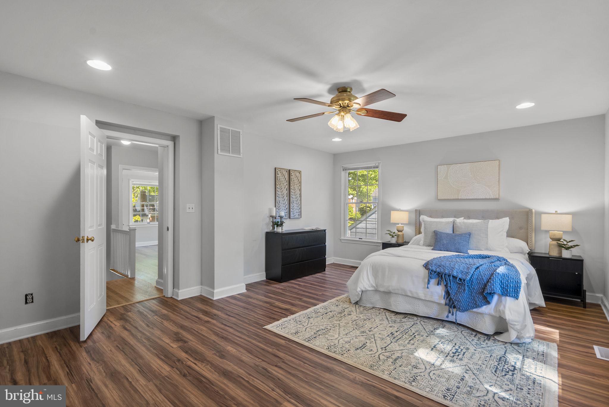 SOUTH FOUR CORNERS - Residential