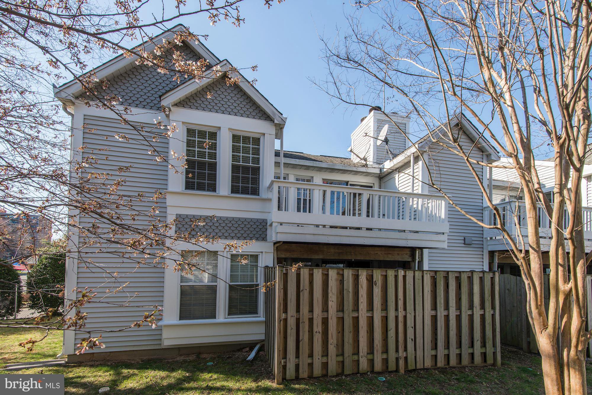 WATERS EDGE - Residential