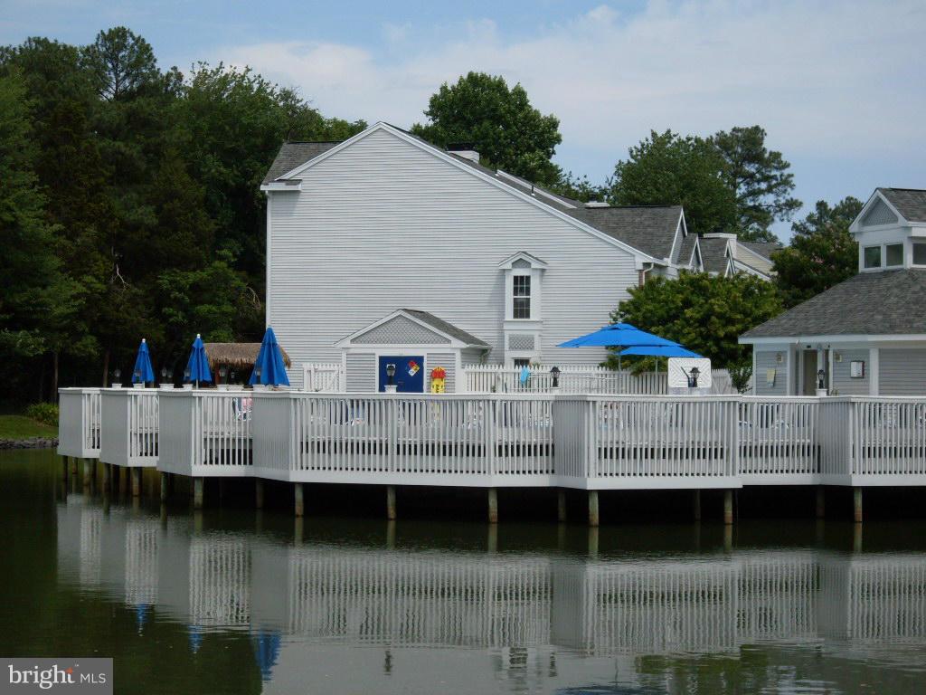 WATERS EDGE - Residential