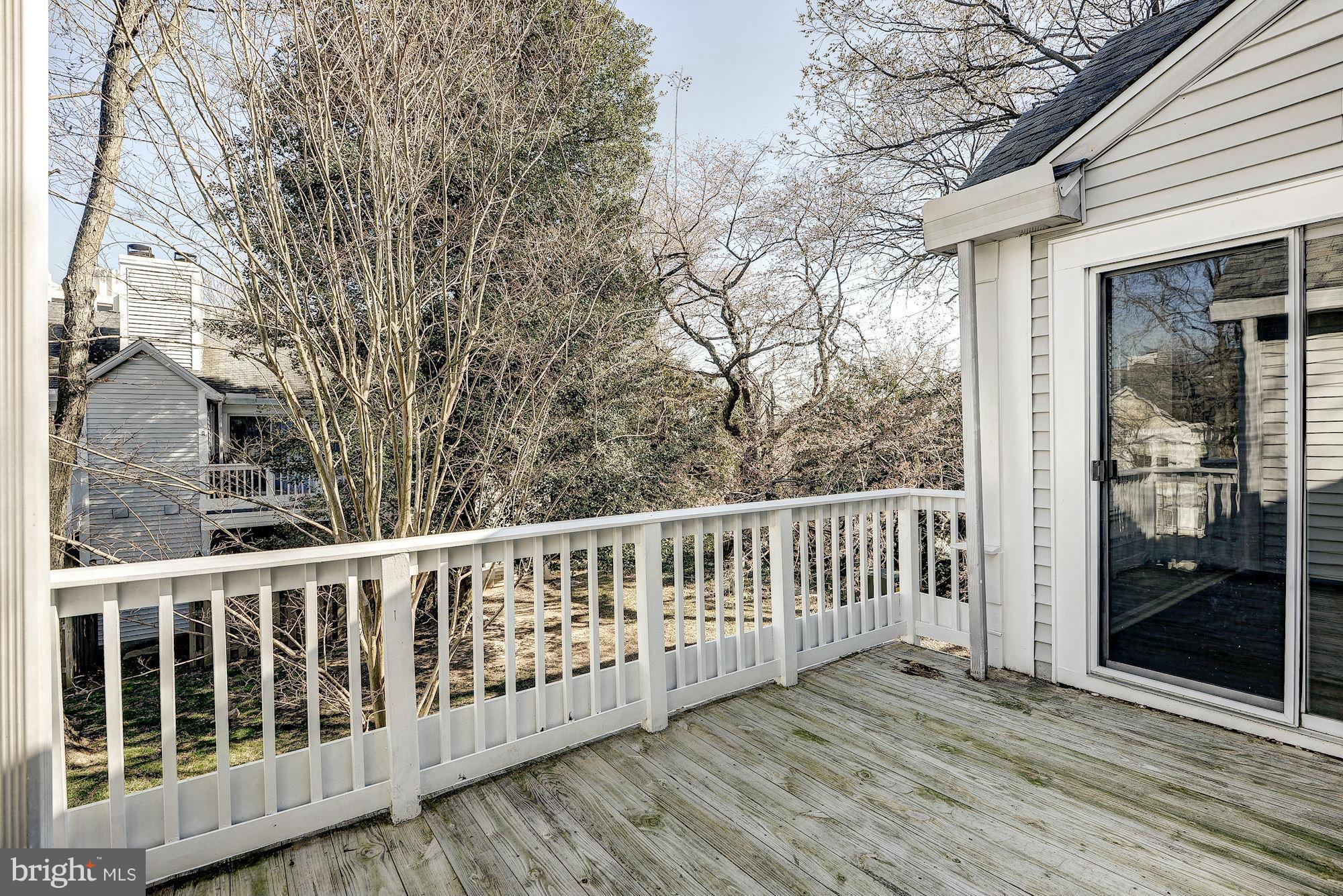 WATERS EDGE - Residential