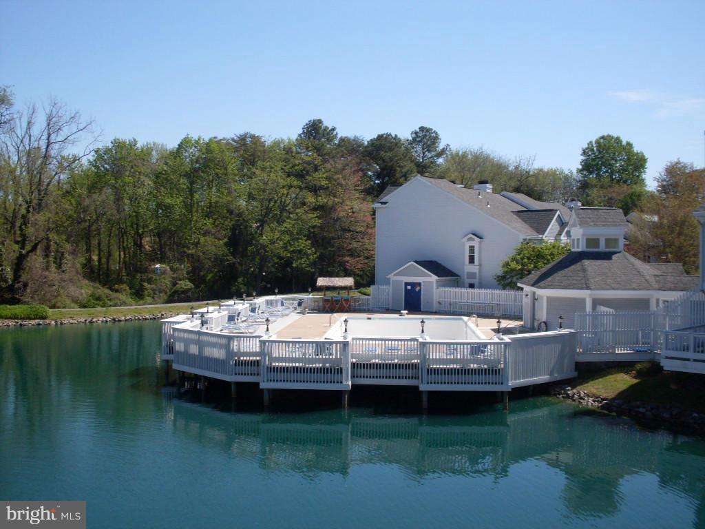 WATERS EDGE - Residential