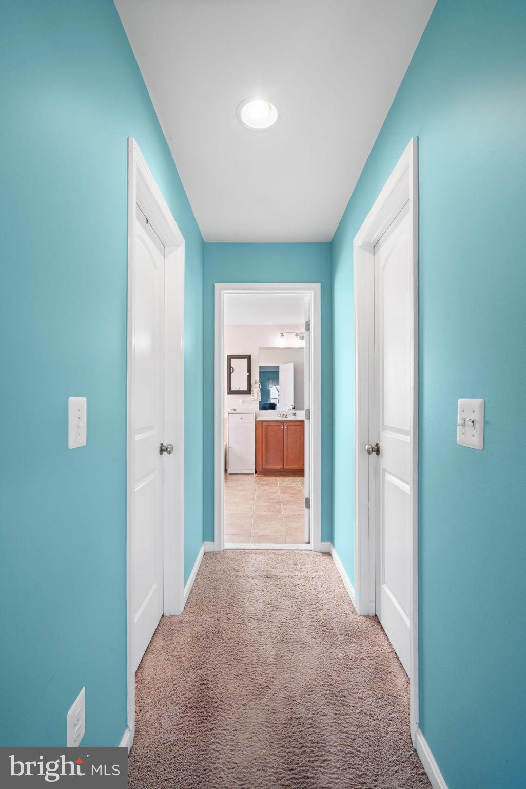 SHERWOOD FOREST - Residential