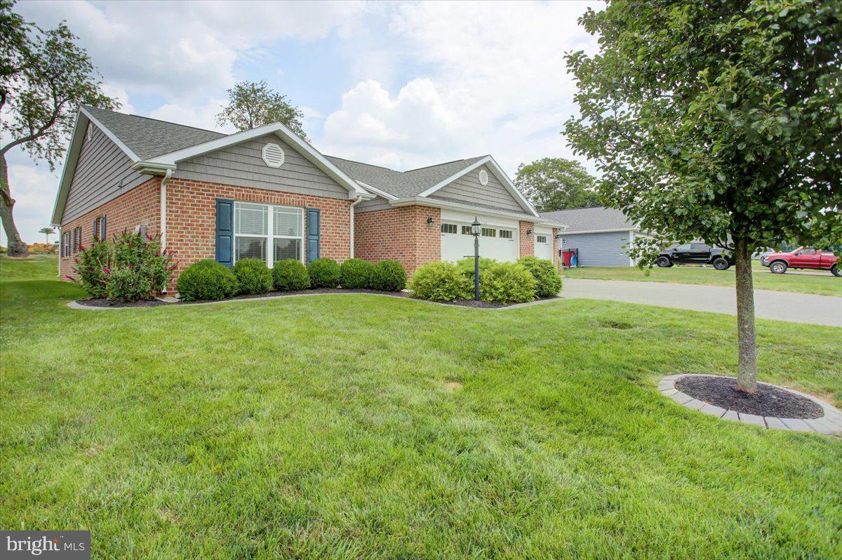 1343 TREELINE DRIVE