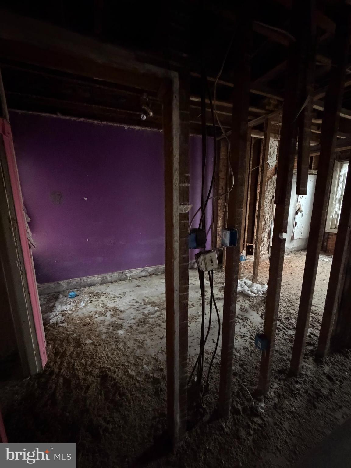 STRAWBERRY MANSION - Residential