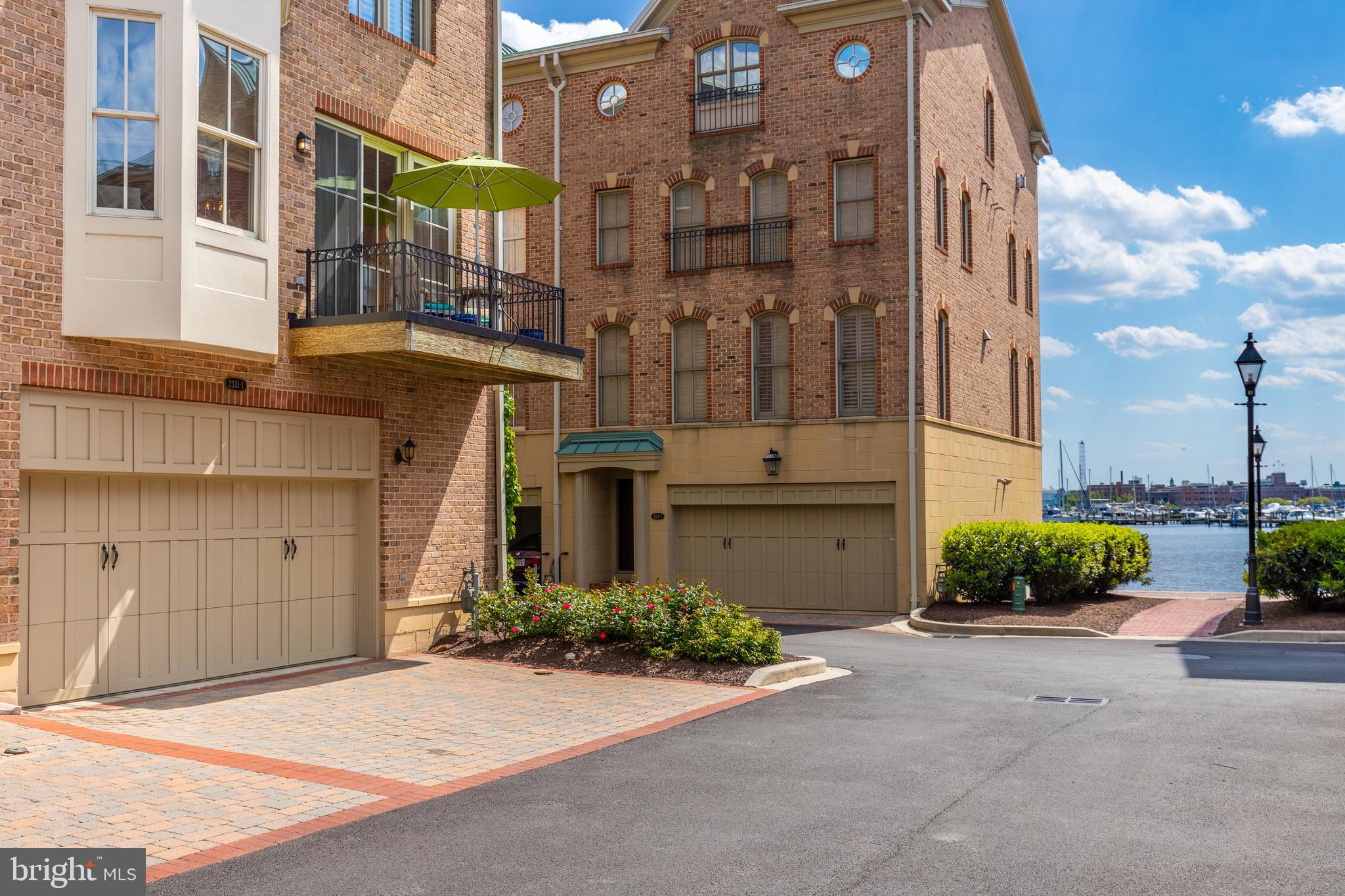 NORTH SHORE - Residential