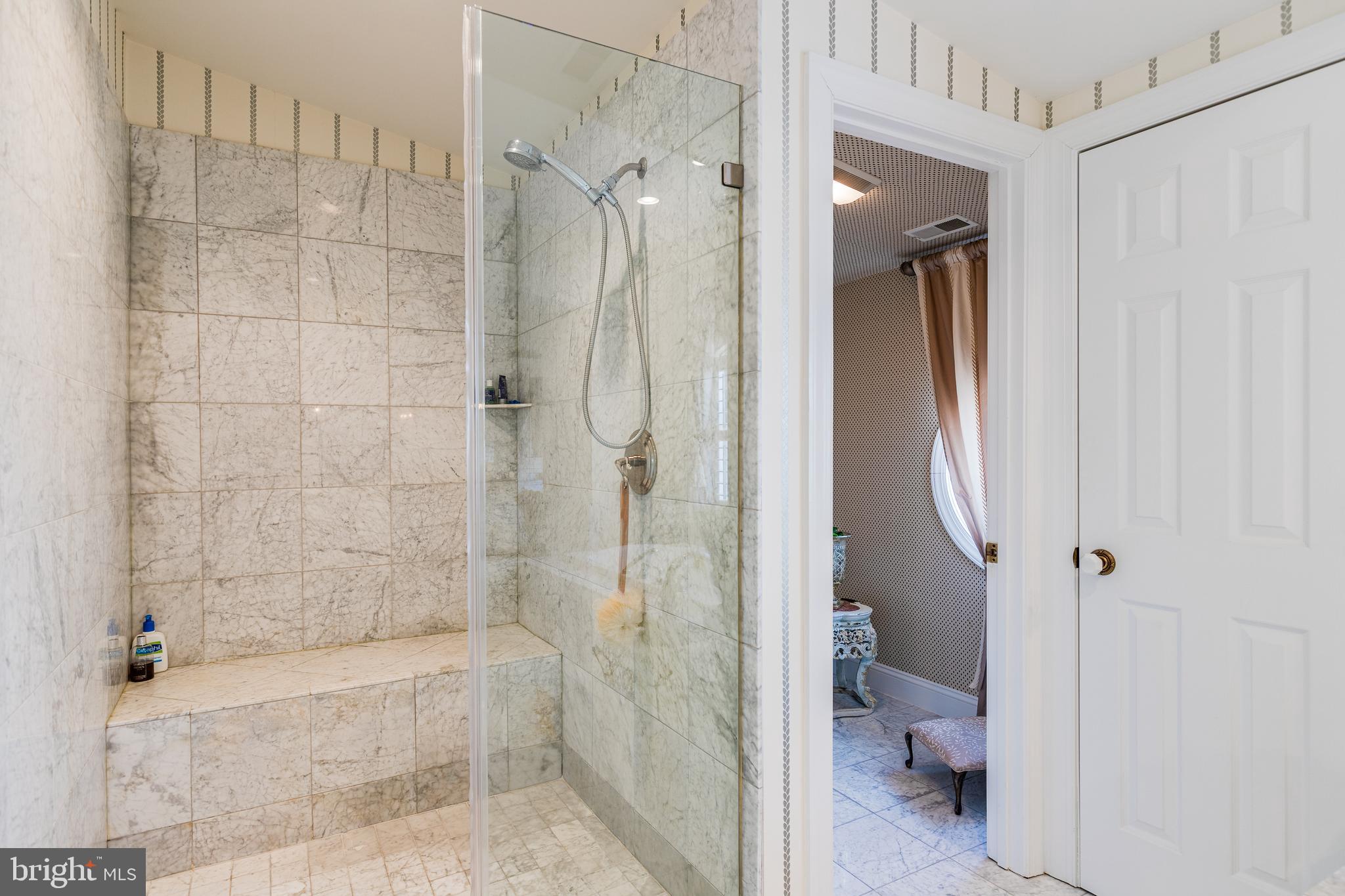 NORTH SHORE - Residential