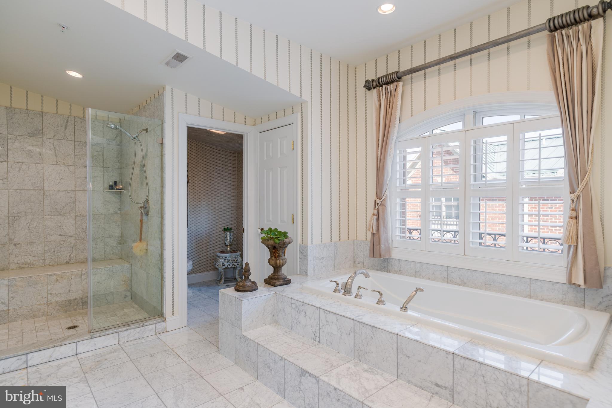 NORTH SHORE - Residential