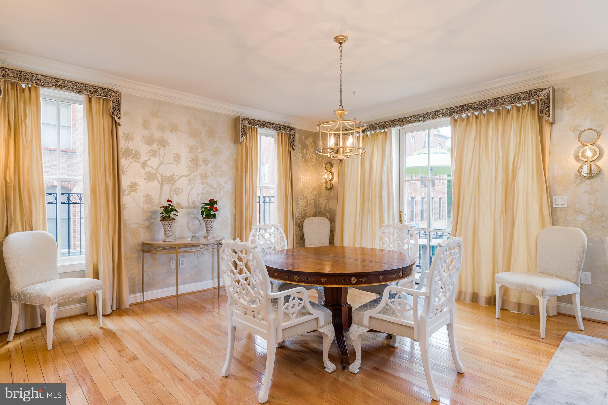 NORTH SHORE - Residential