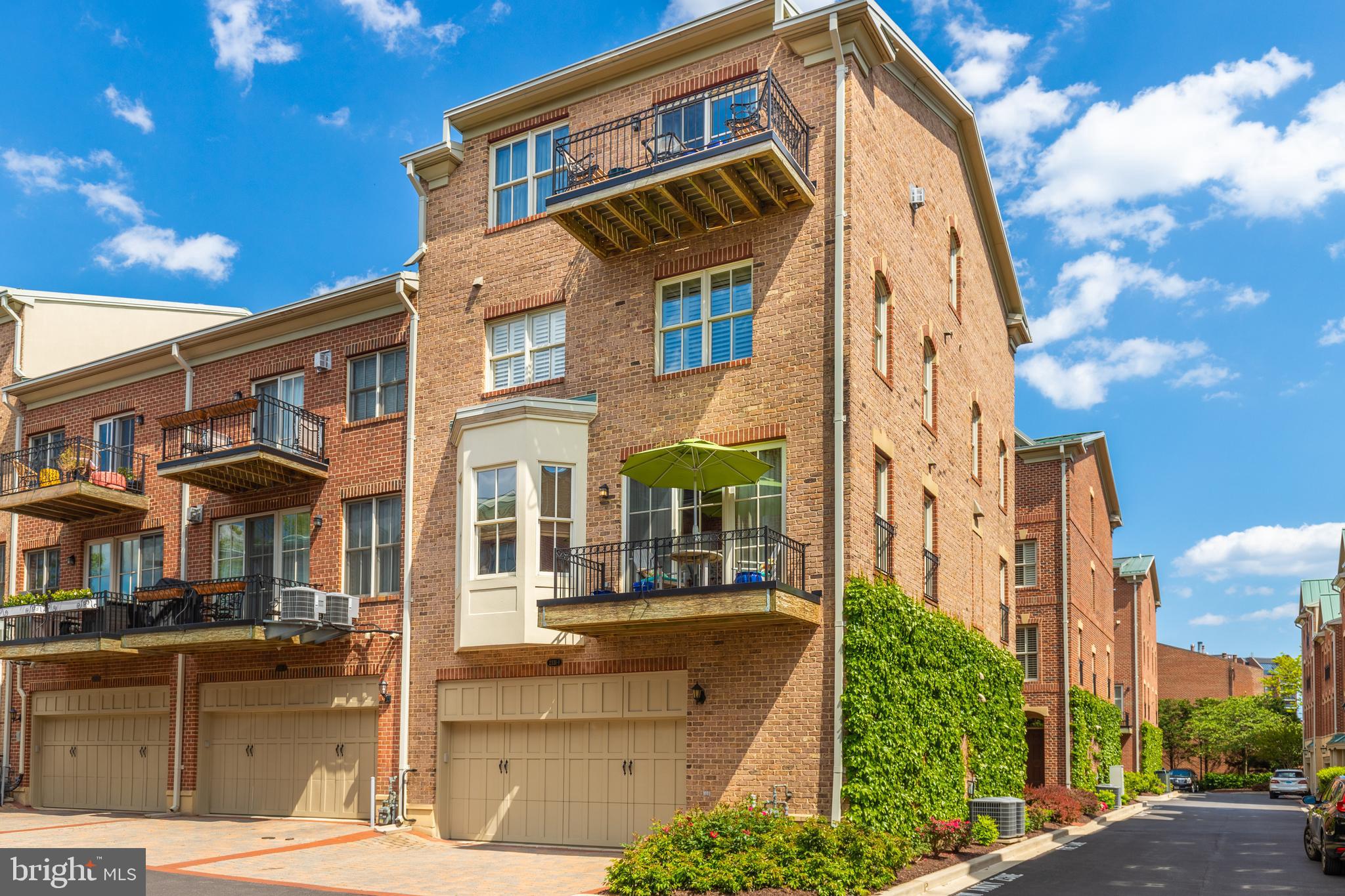 NORTH SHORE - Residential