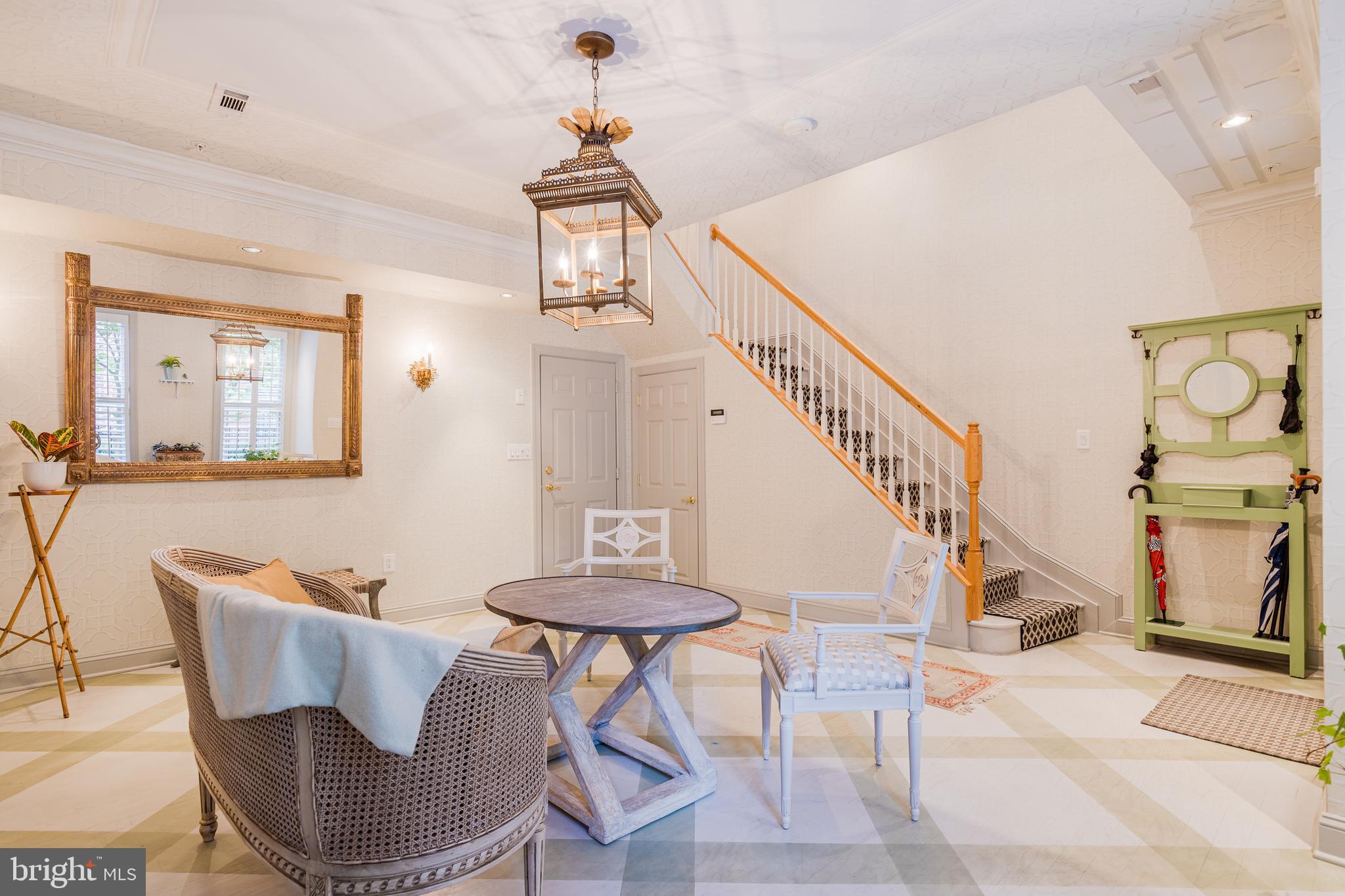 NORTH SHORE - Residential