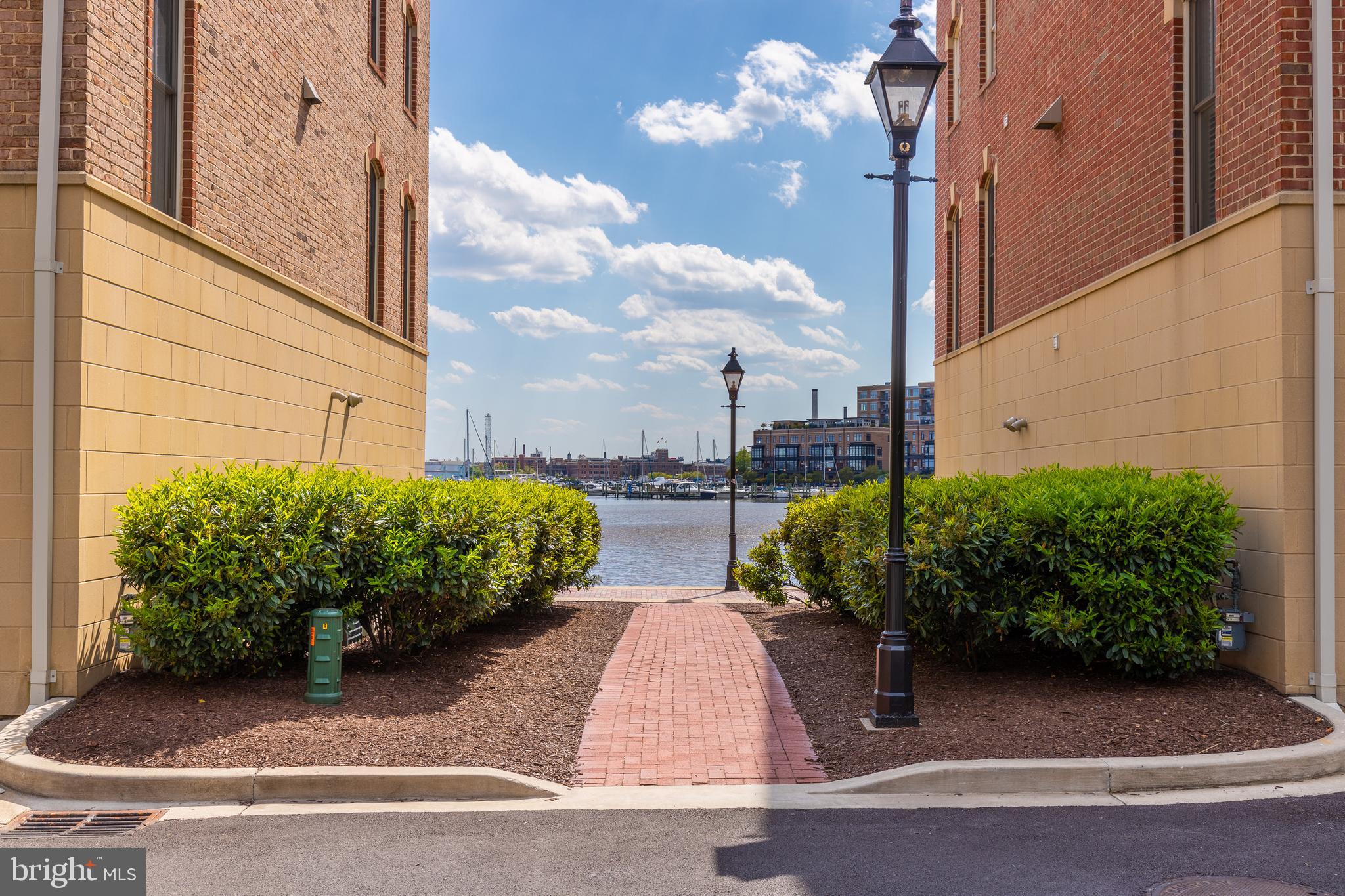 NORTH SHORE - Residential