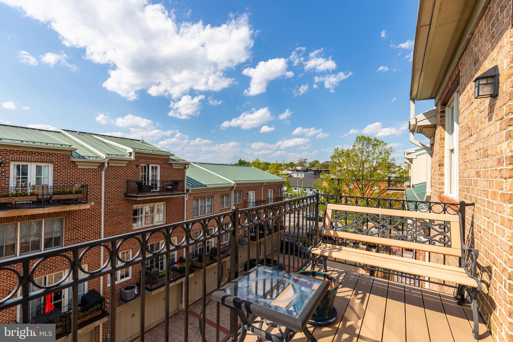 NORTH SHORE - Residential