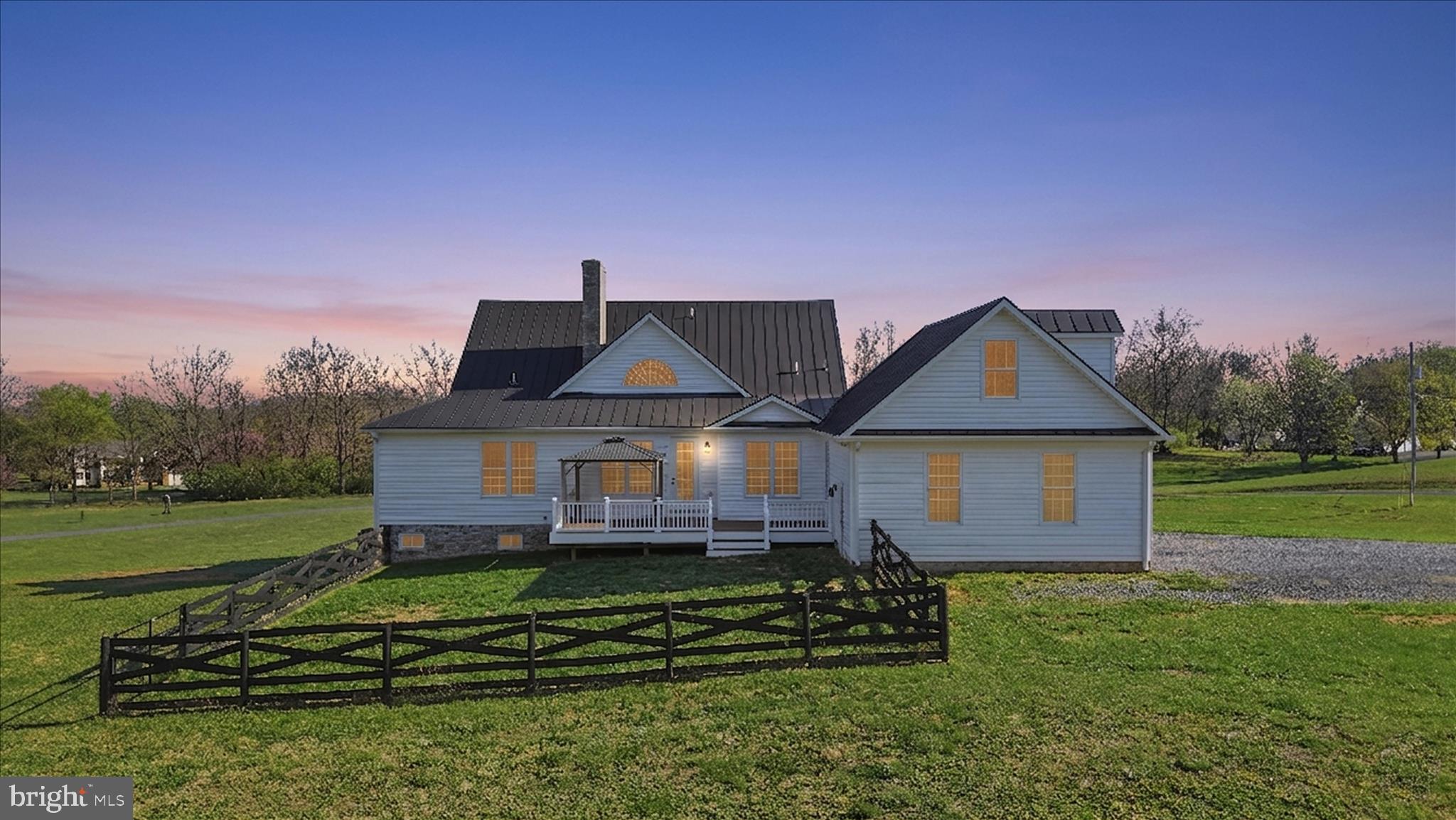 DEHAVELAND ESTATES - Residential