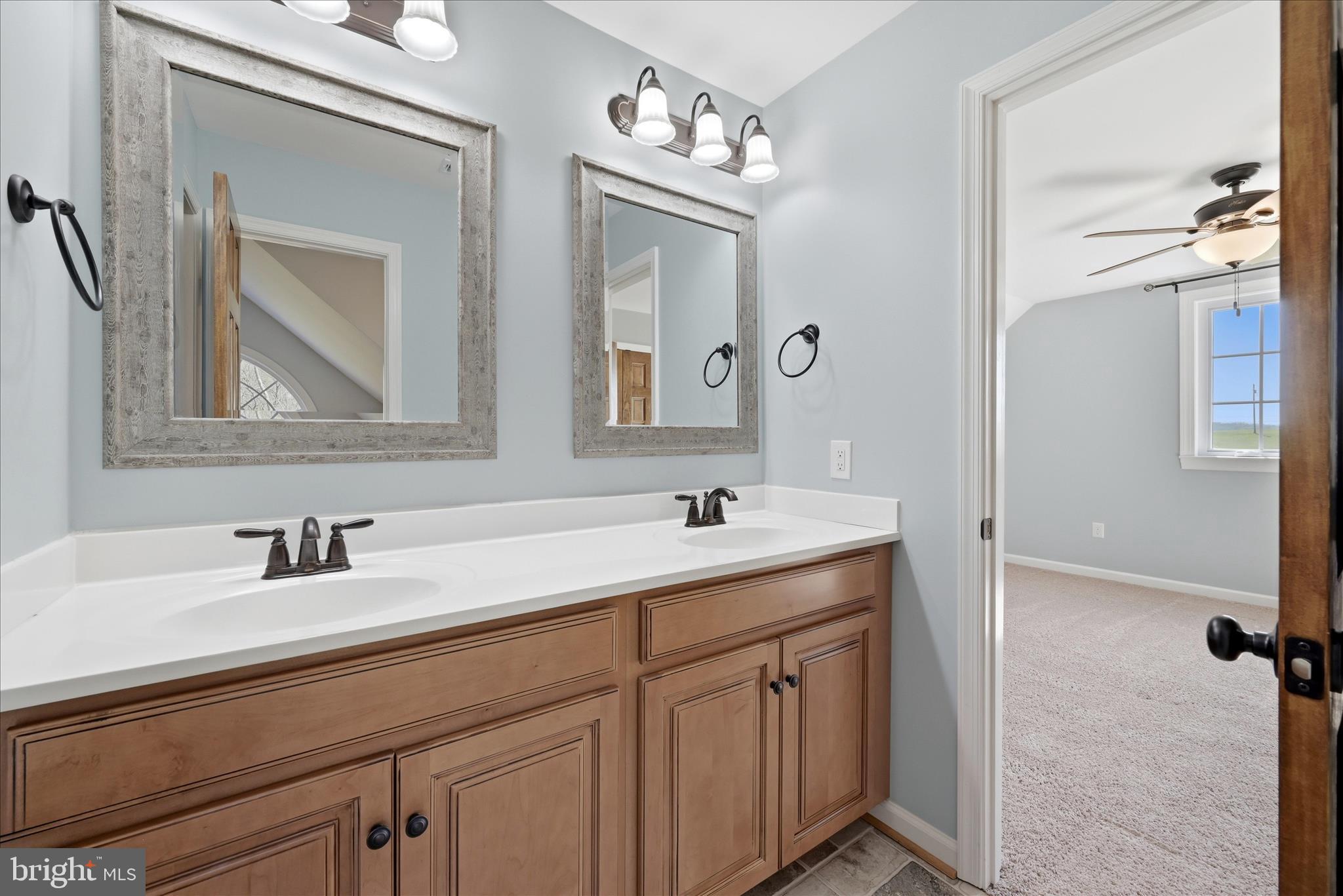 DEHAVELAND ESTATES - Residential