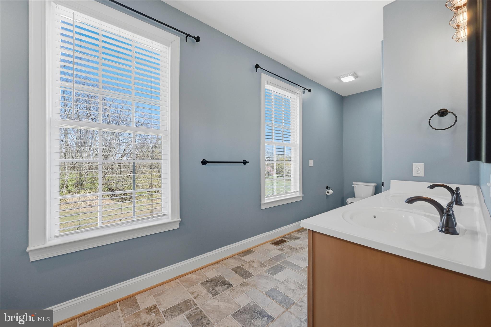 DEHAVELAND ESTATES - Residential