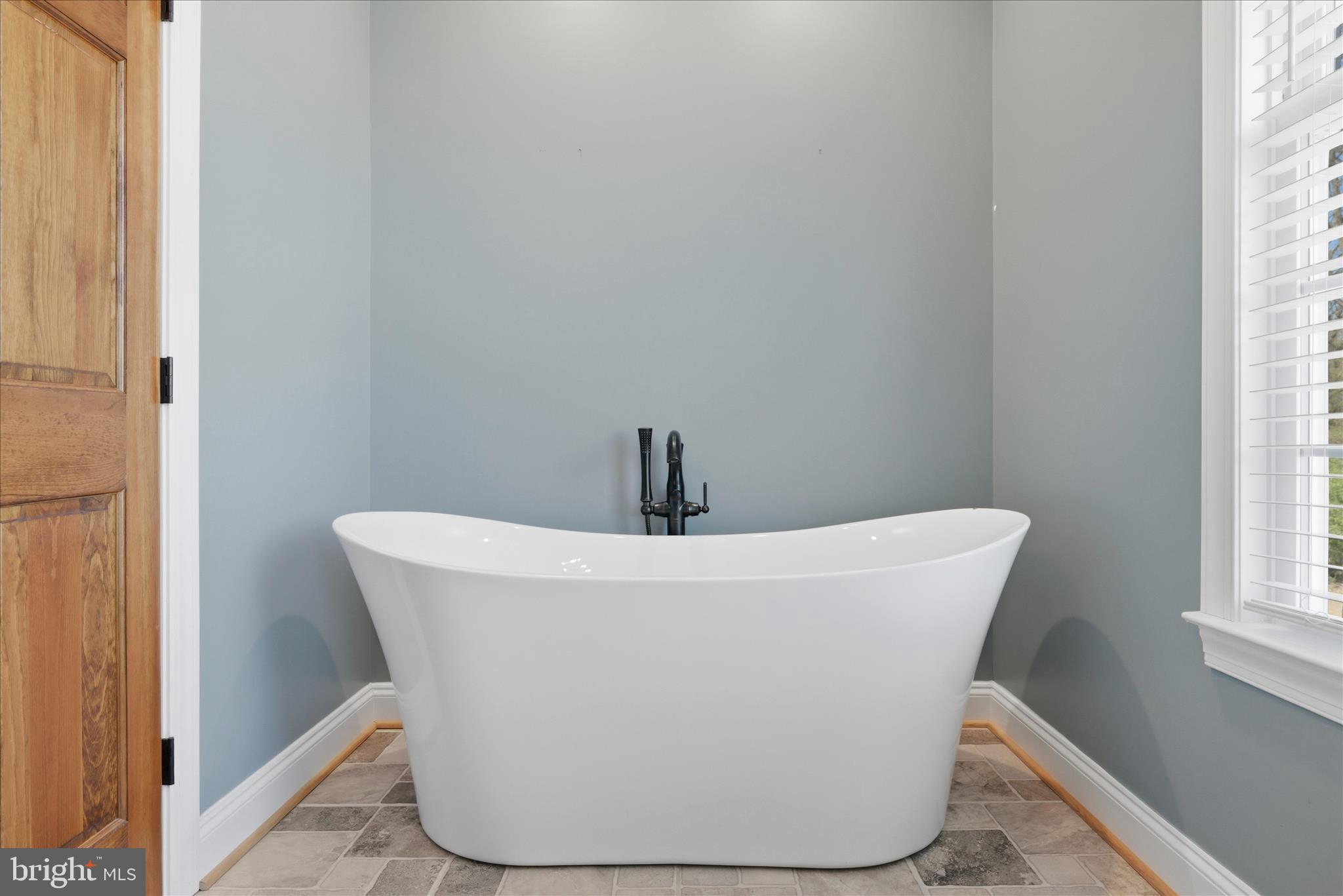 DEHAVELAND ESTATES - Residential