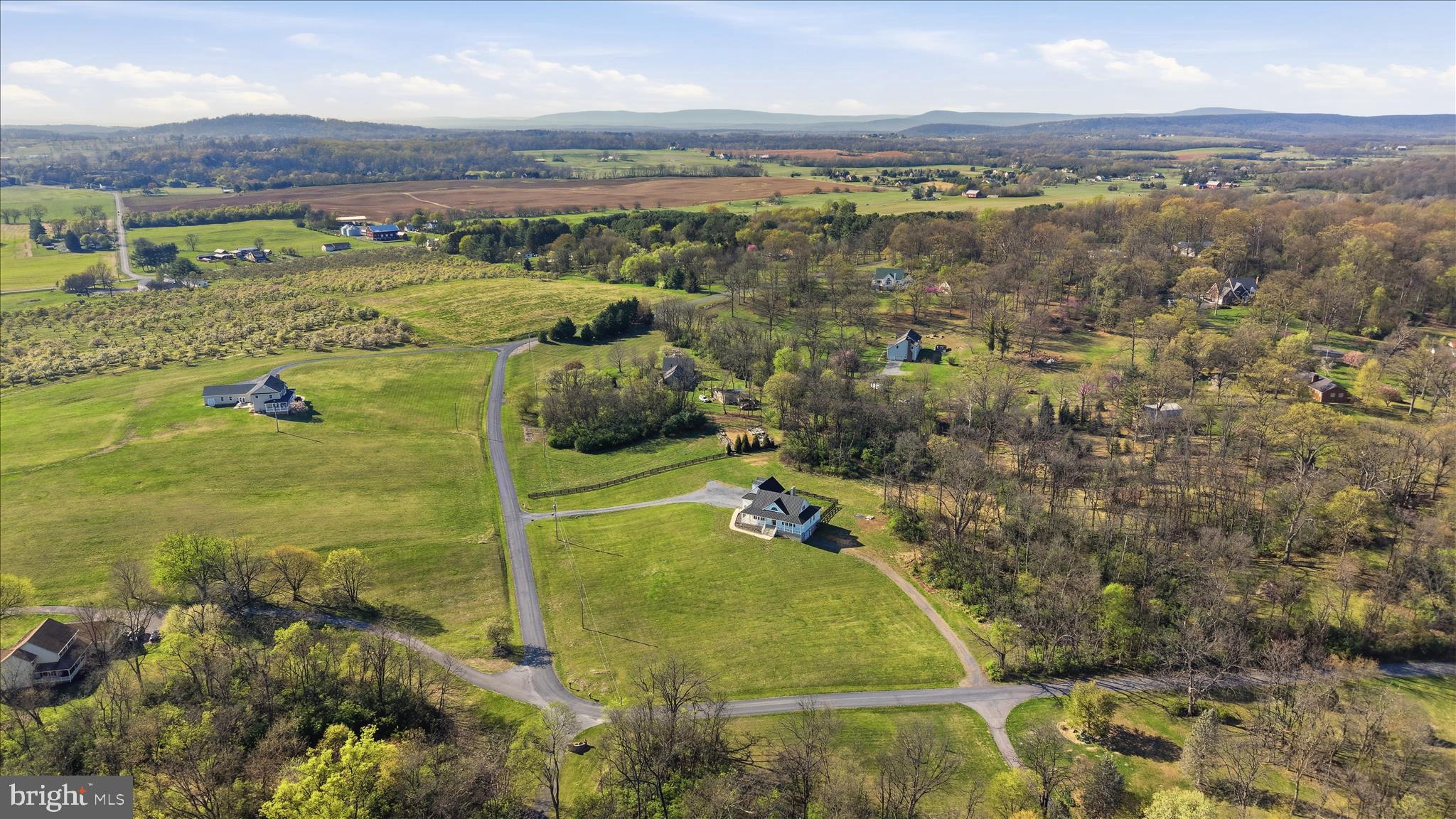 DEHAVELAND ESTATES - Residential