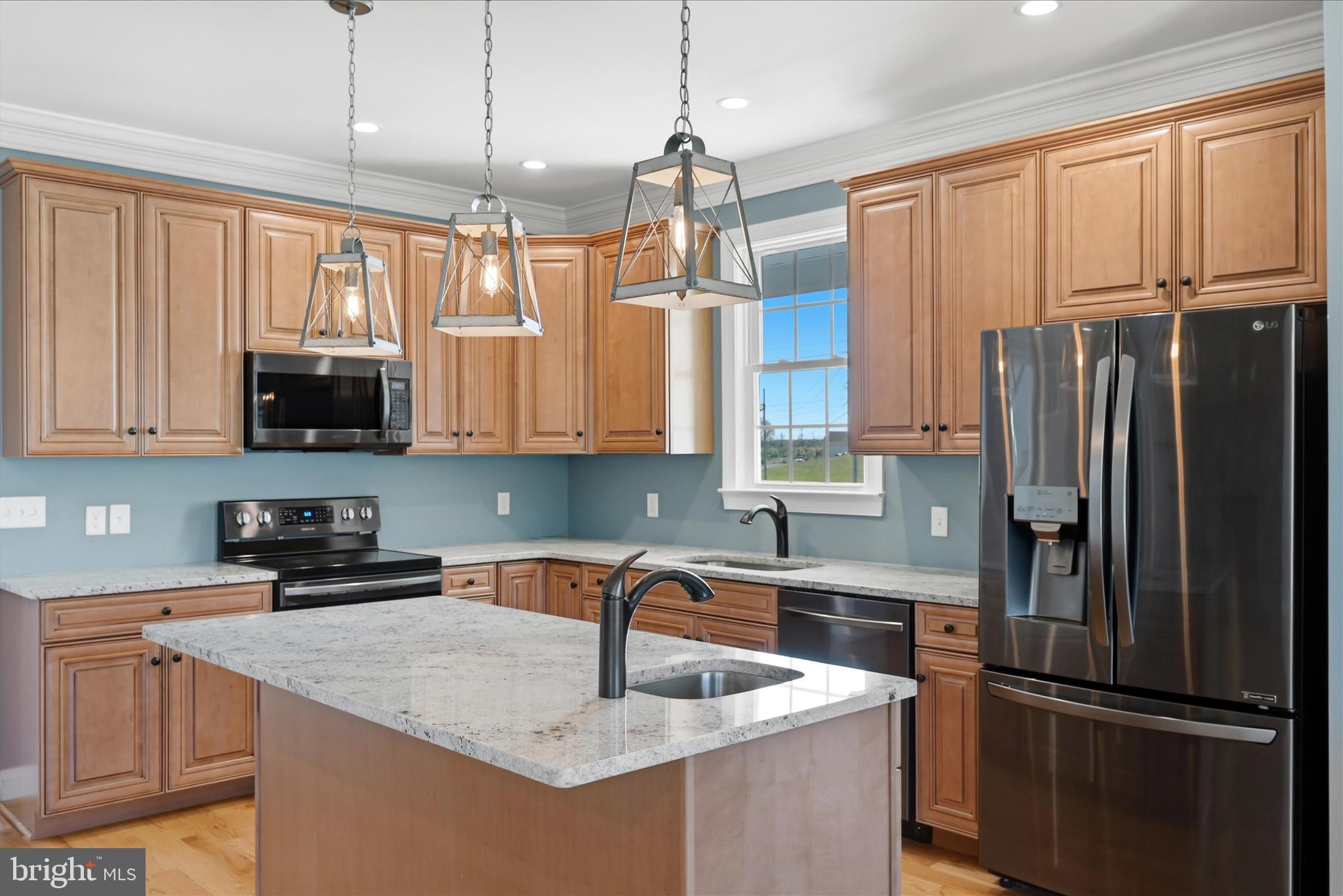 DEHAVELAND ESTATES - Residential