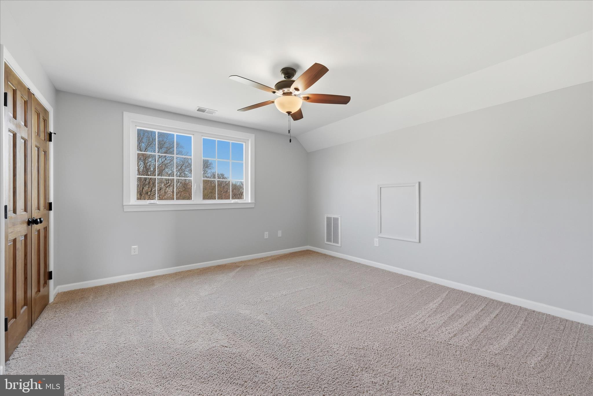 DEHAVELAND ESTATES - Residential