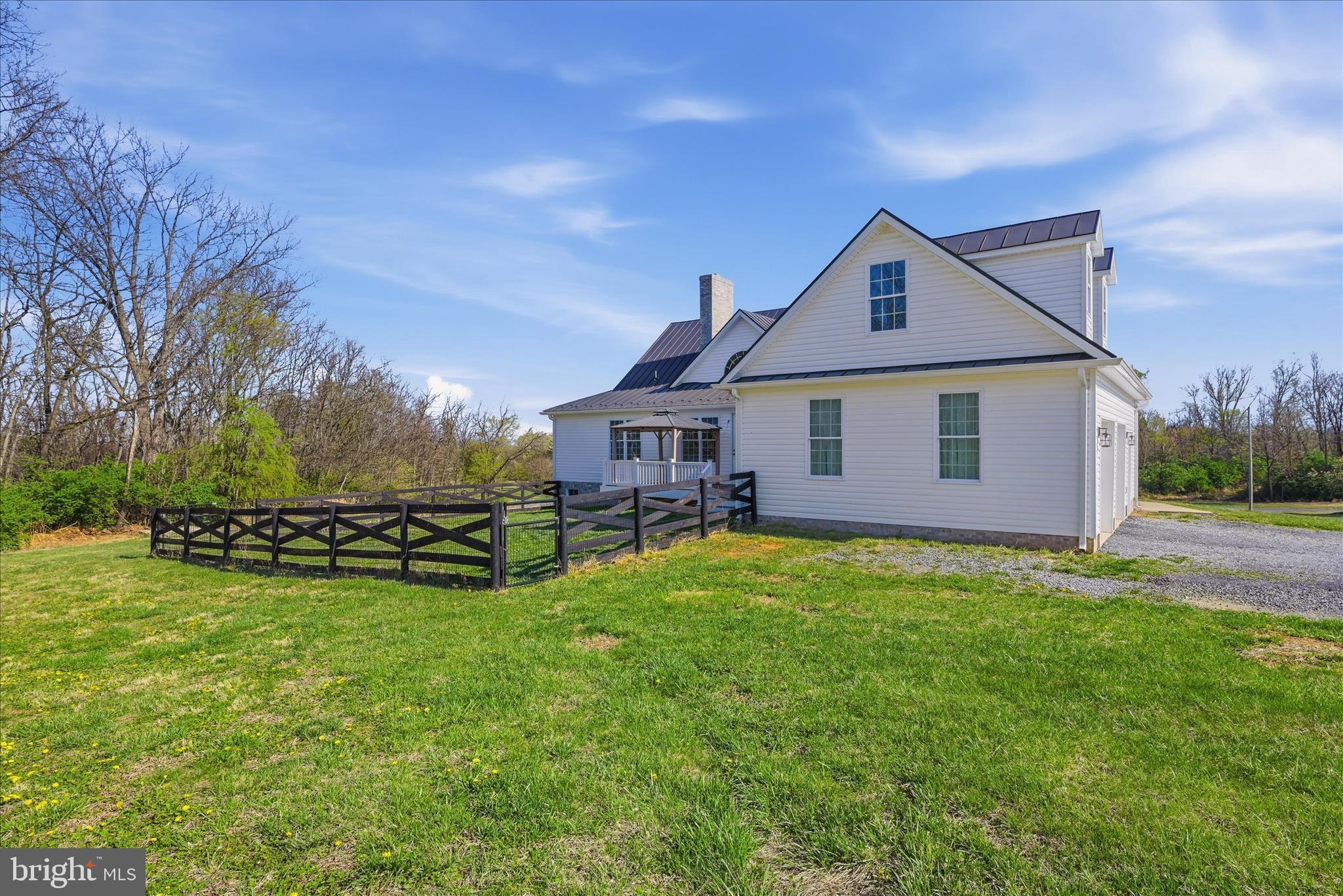 DEHAVELAND ESTATES - Residential