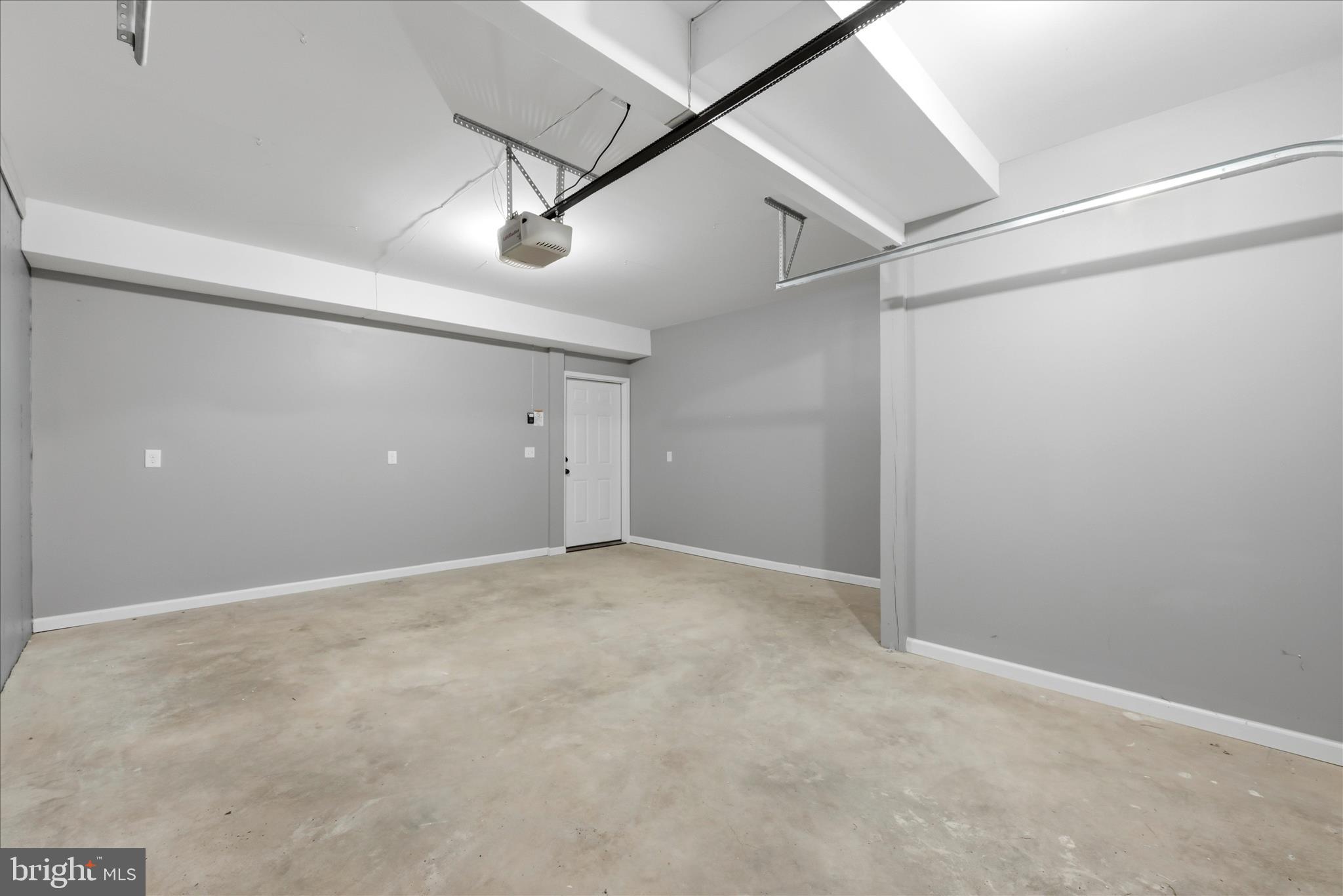 DEHAVELAND ESTATES - Residential