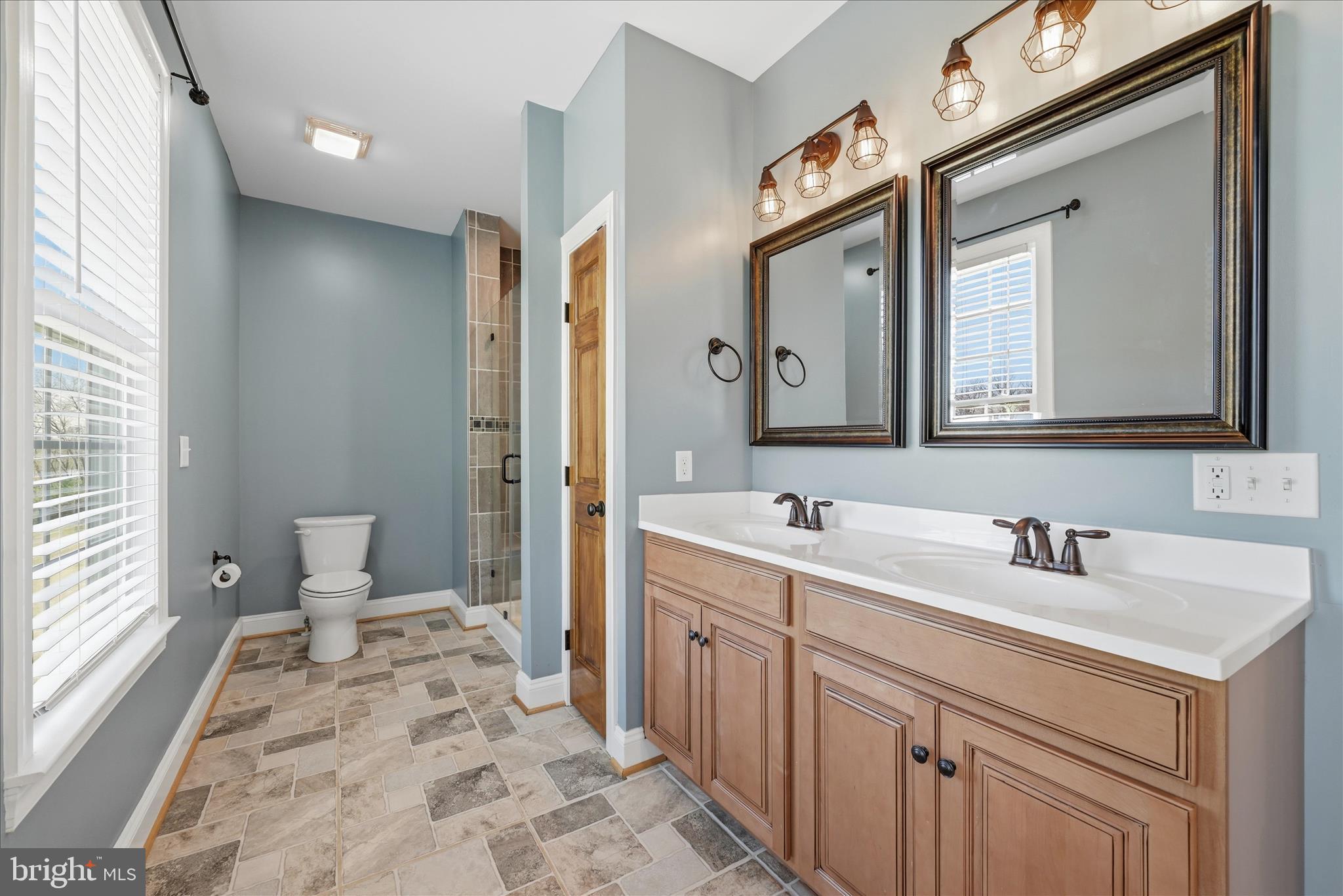 DEHAVELAND ESTATES - Residential