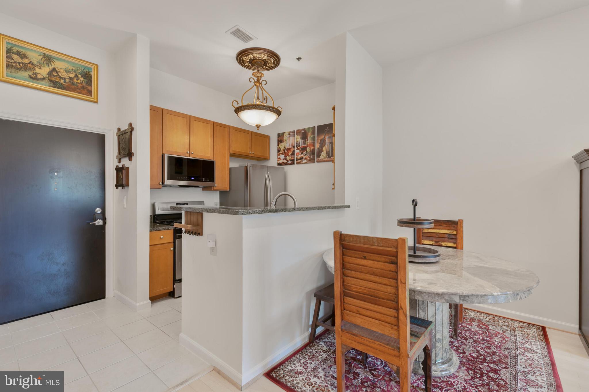 THE ROYALTON - Residential Lease