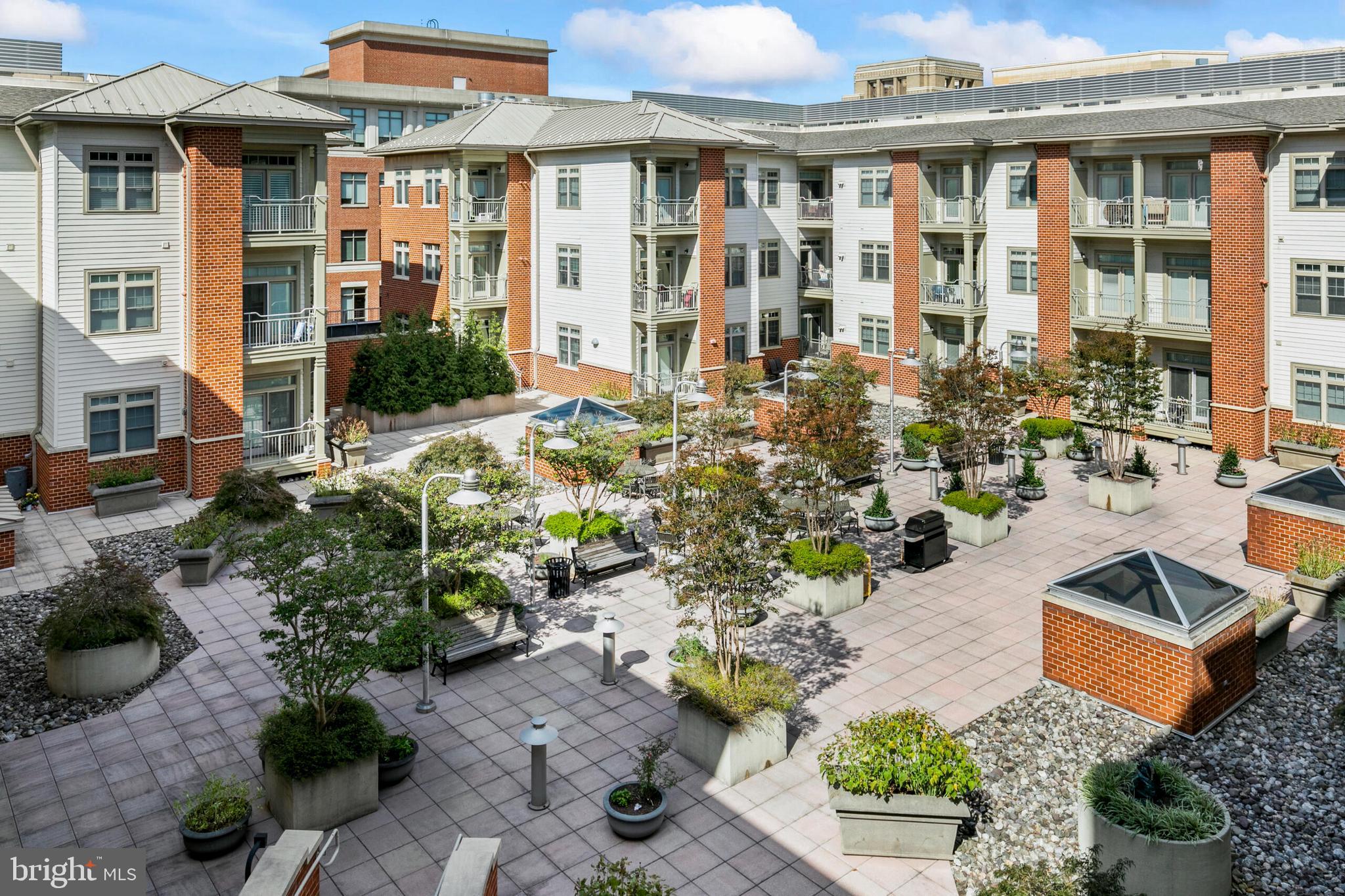 THE ROYALTON - Residential Lease