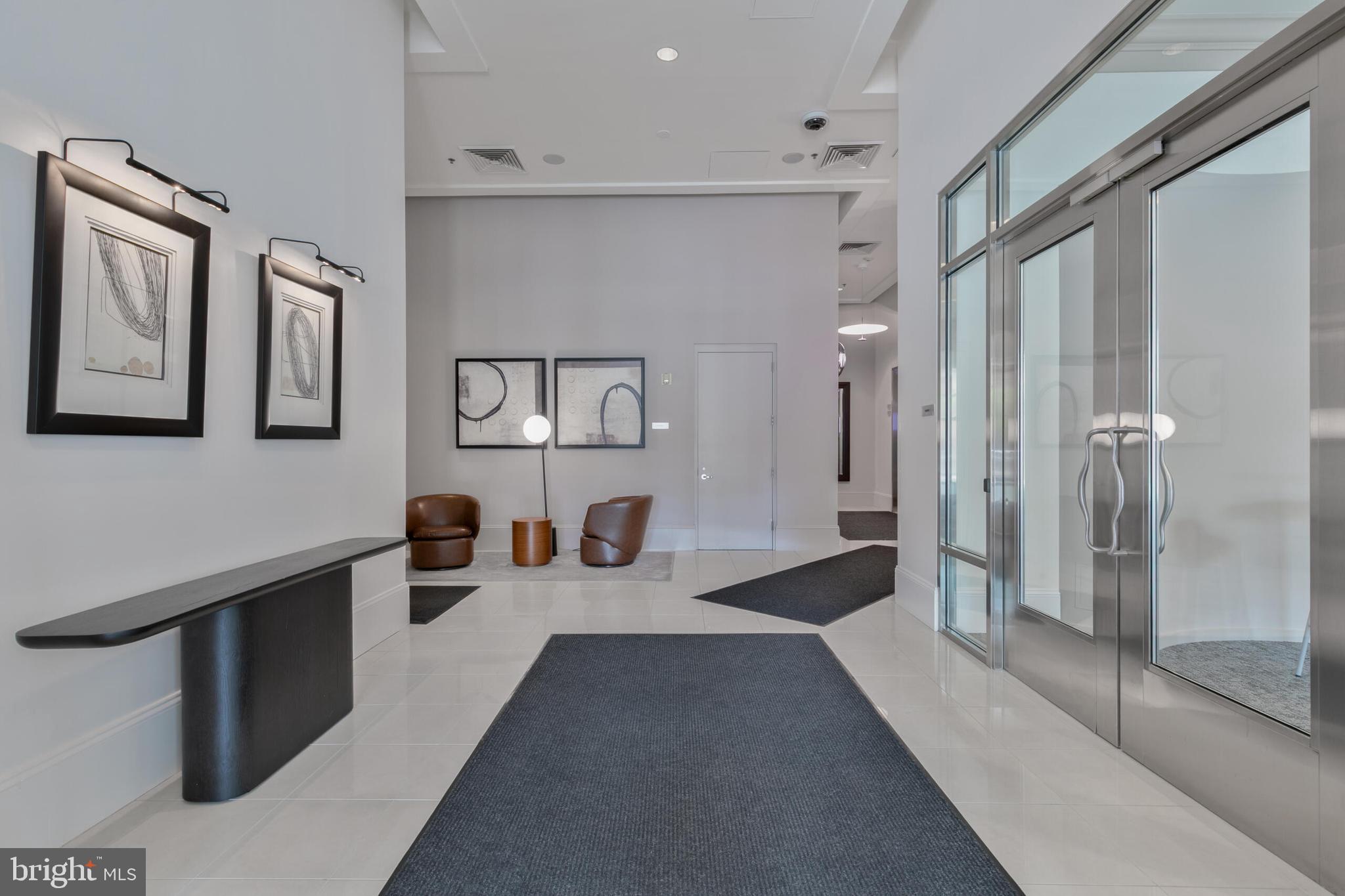 THE ROYALTON - Residential Lease