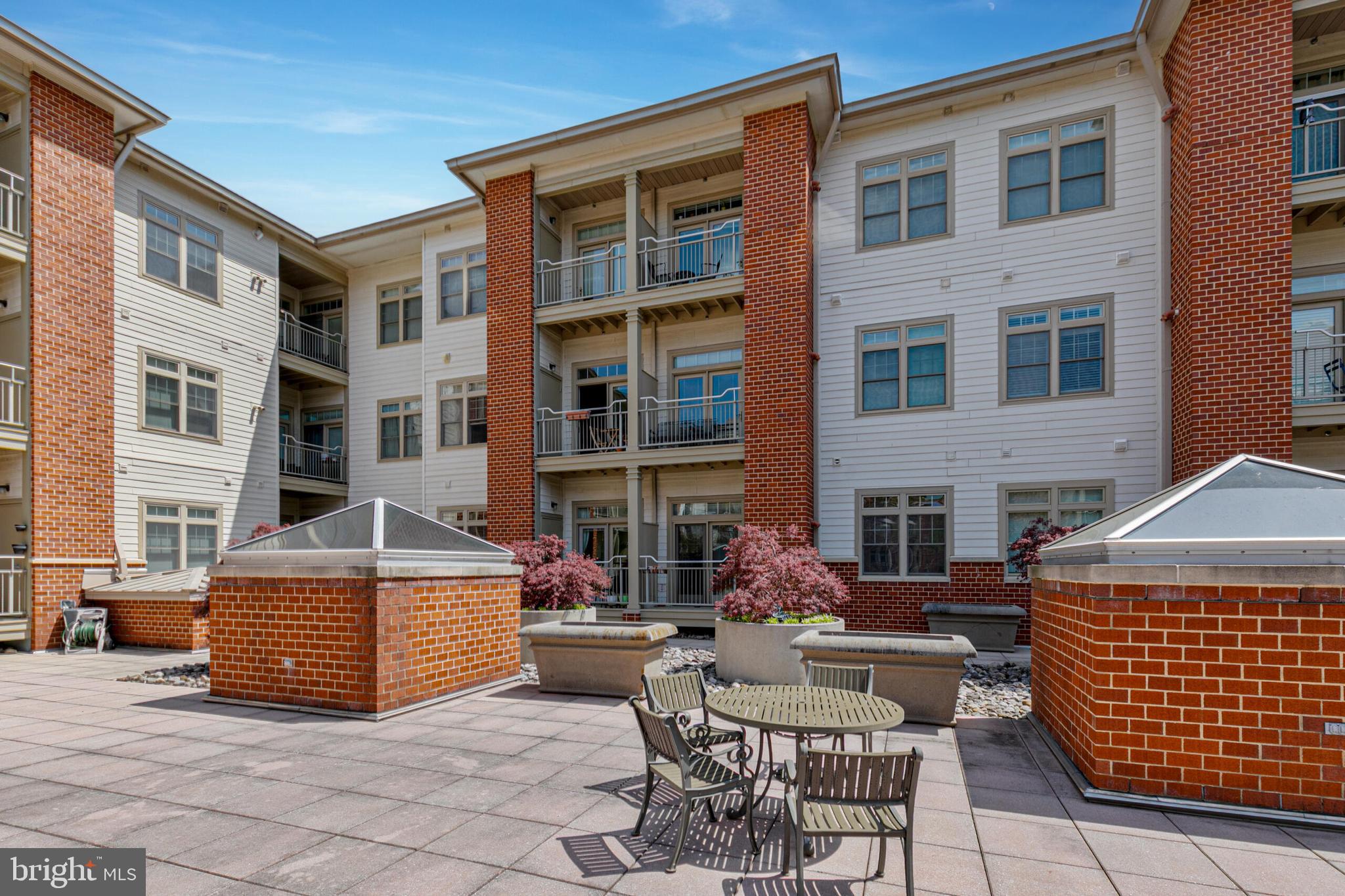 THE ROYALTON - Residential Lease