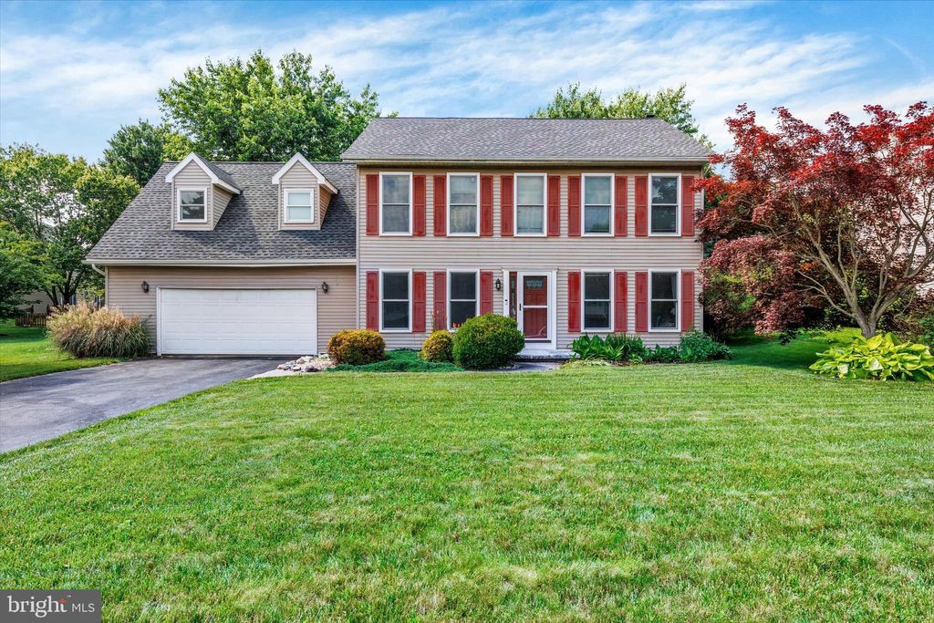 Photo of 3615 Pleasant Valley Road, YORK, PA 17406 (MLS # PAYK2090896)