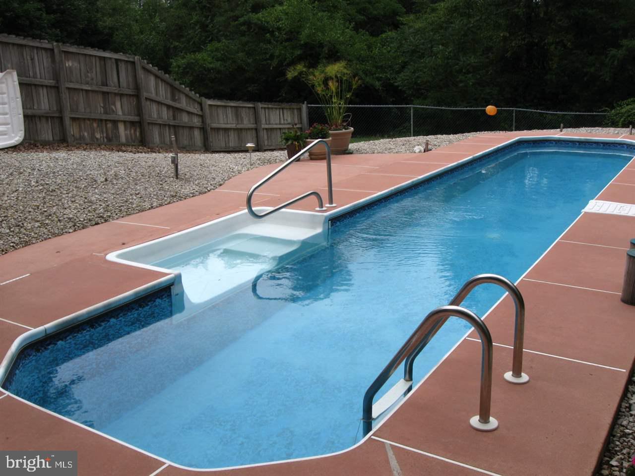 GREEN RIDGE FARMS - Residential