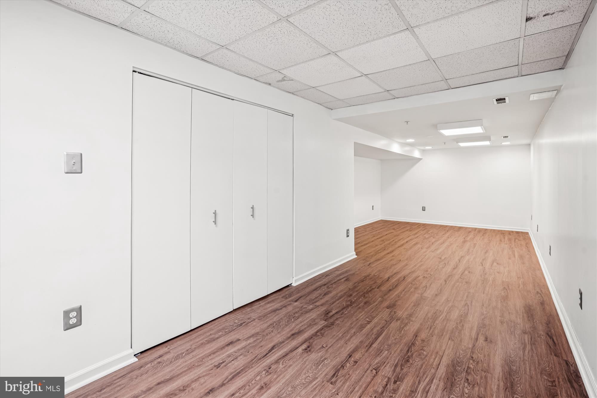 HOLLY HILL FARM - Residential