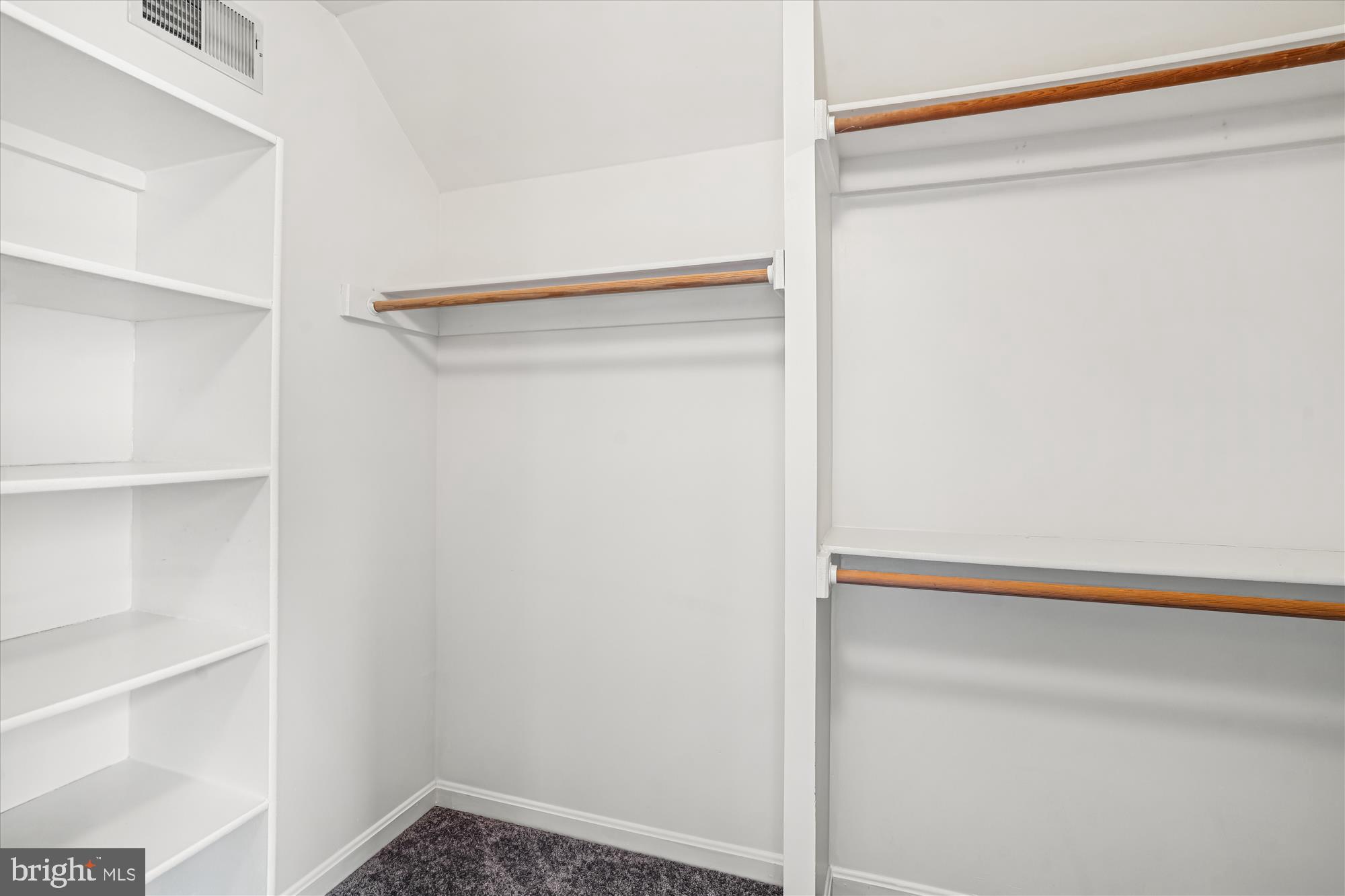 HOLLY HILL FARM - Residential