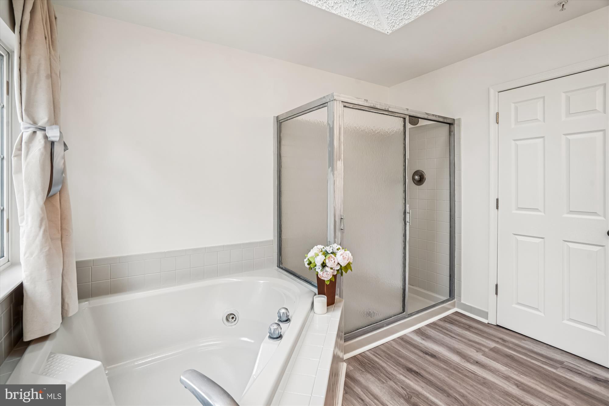 HOLLY HILL FARM - Residential