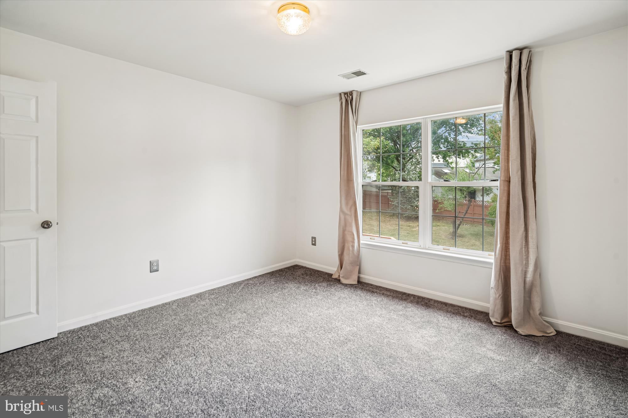 HOLLY HILL FARM - Residential