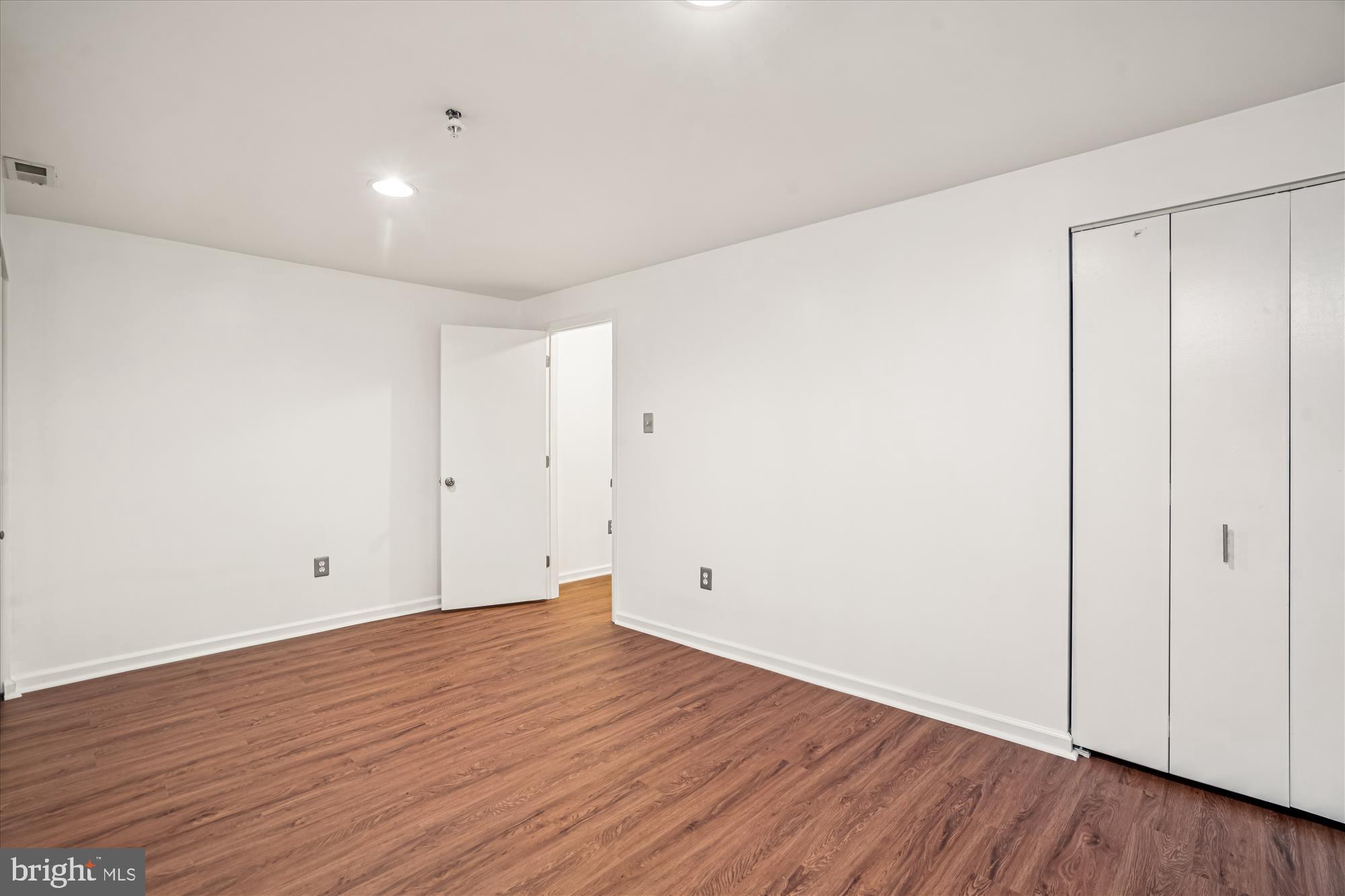 HOLLY HILL FARM - Residential