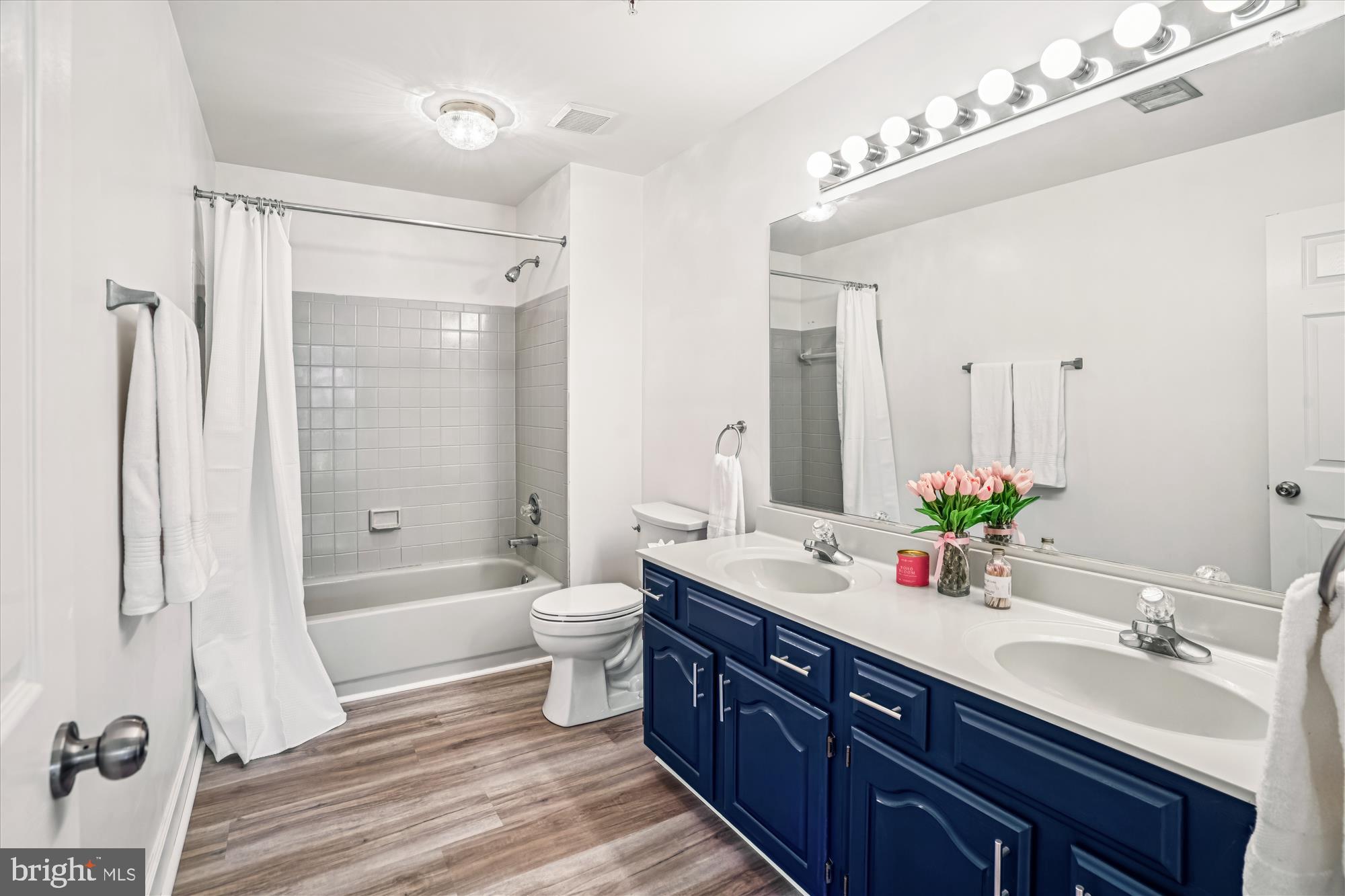 HOLLY HILL FARM - Residential