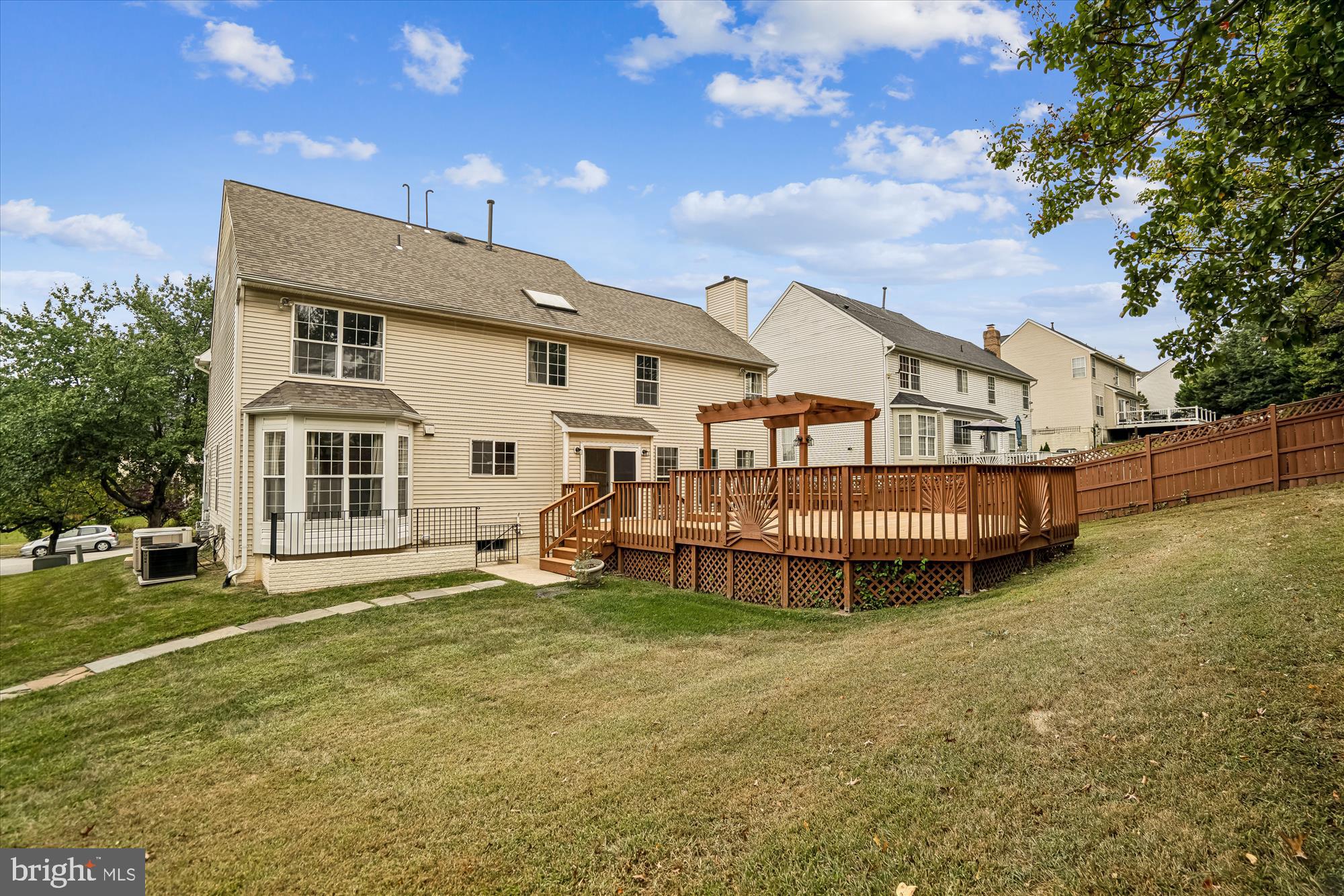 HOLLY HILL FARM - Residential