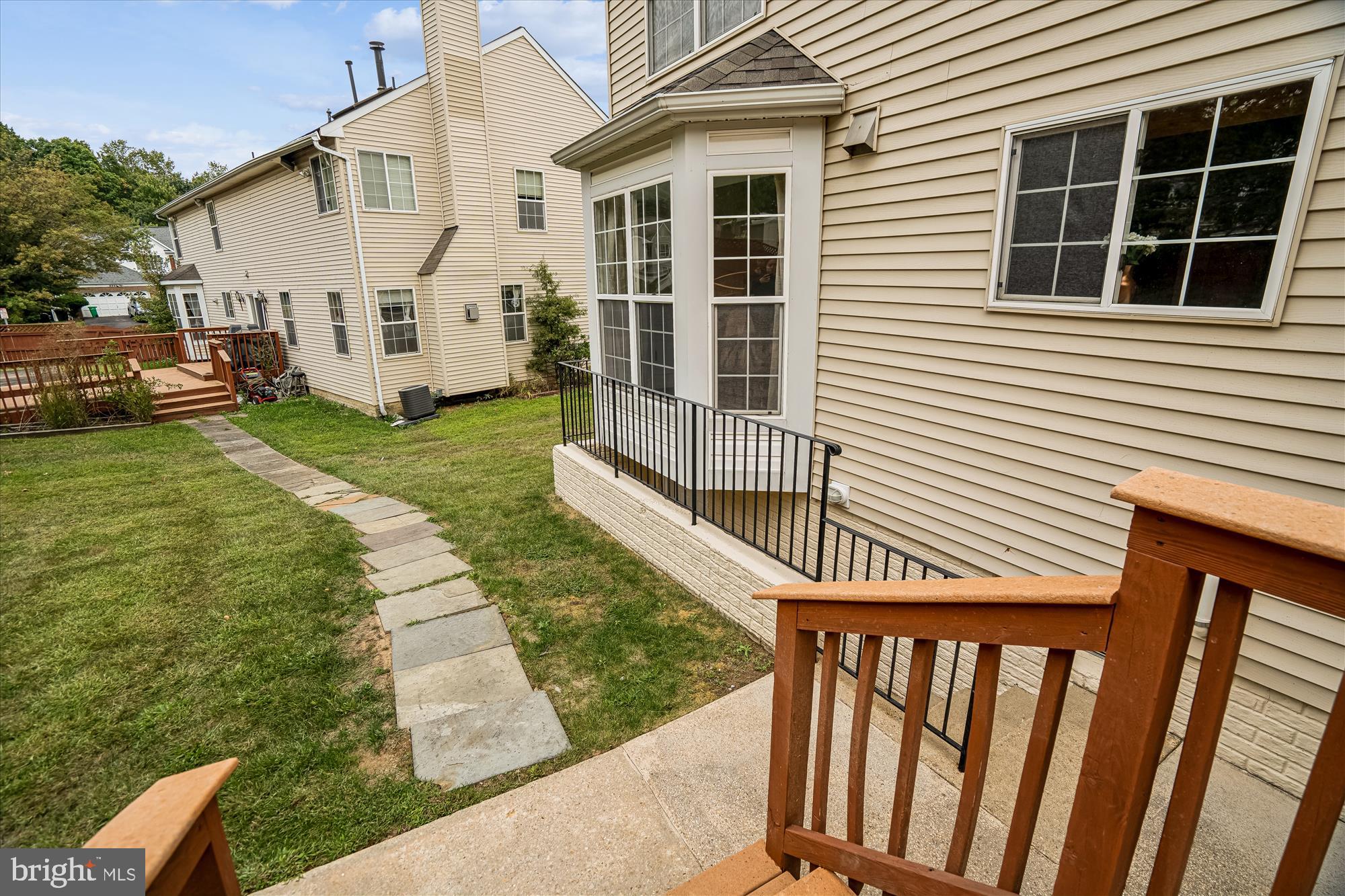 HOLLY HILL FARM - Residential