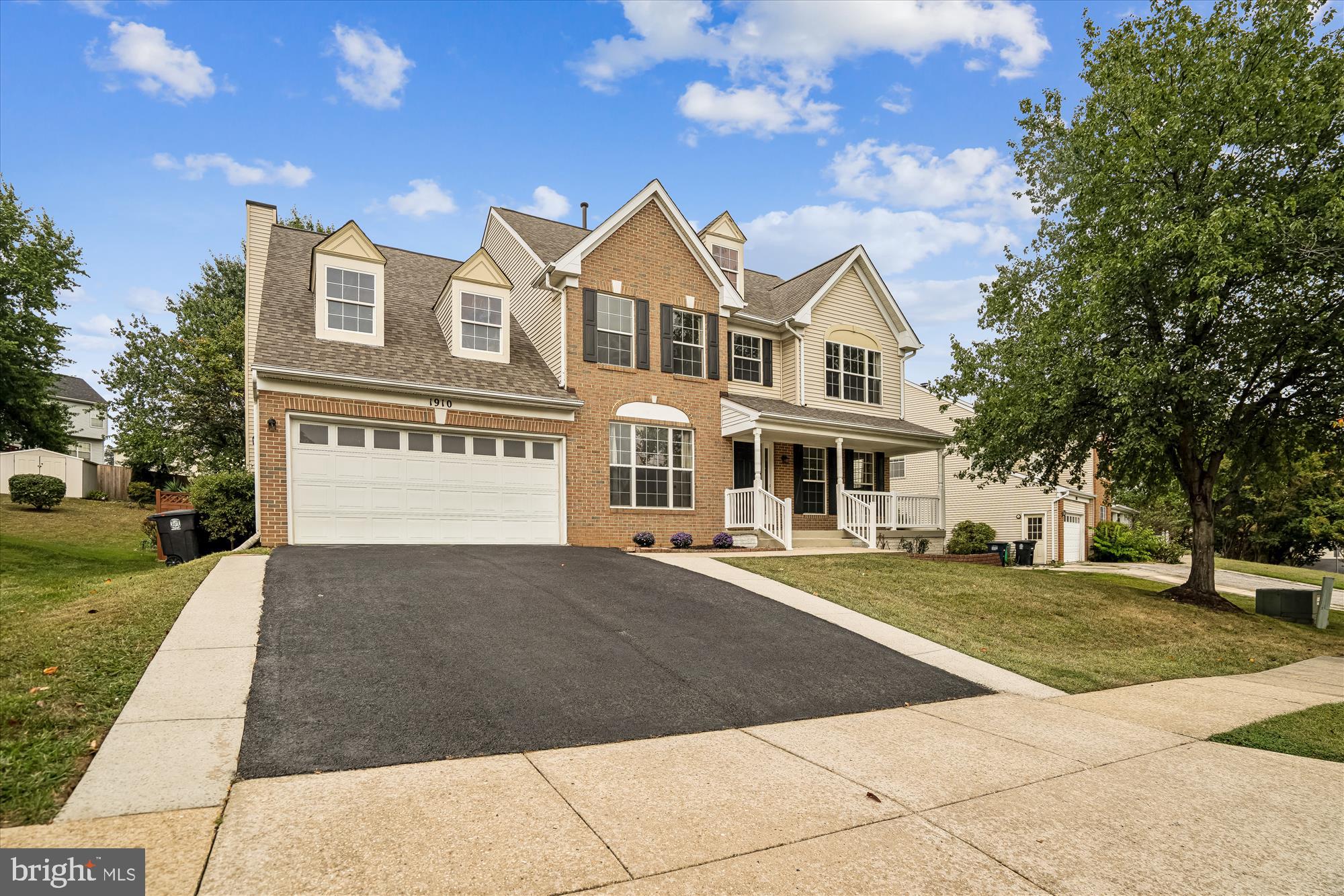 HOLLY HILL FARM - Residential