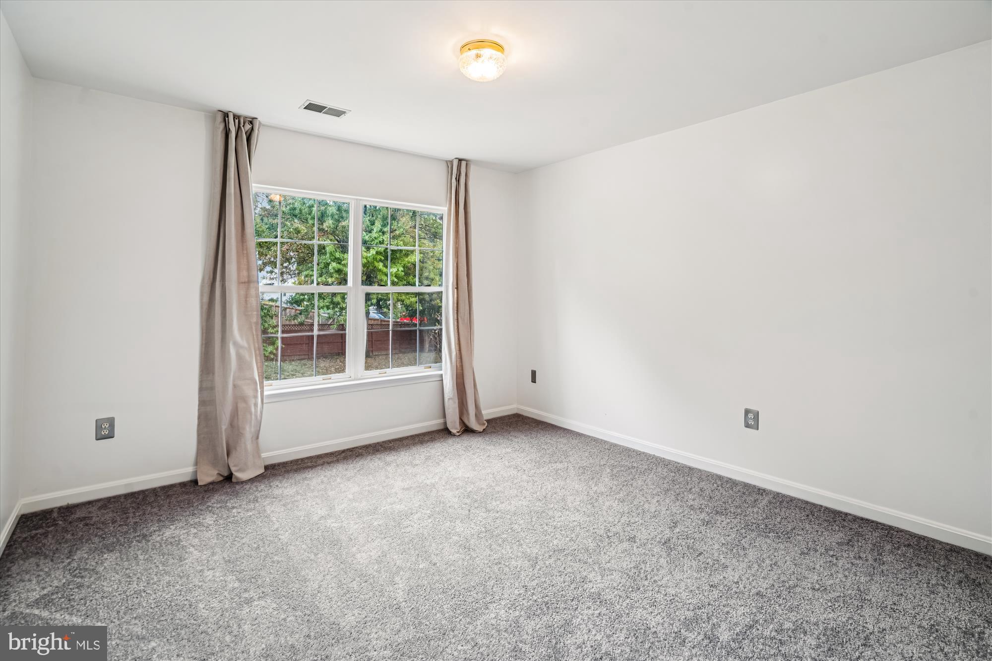 HOLLY HILL FARM - Residential