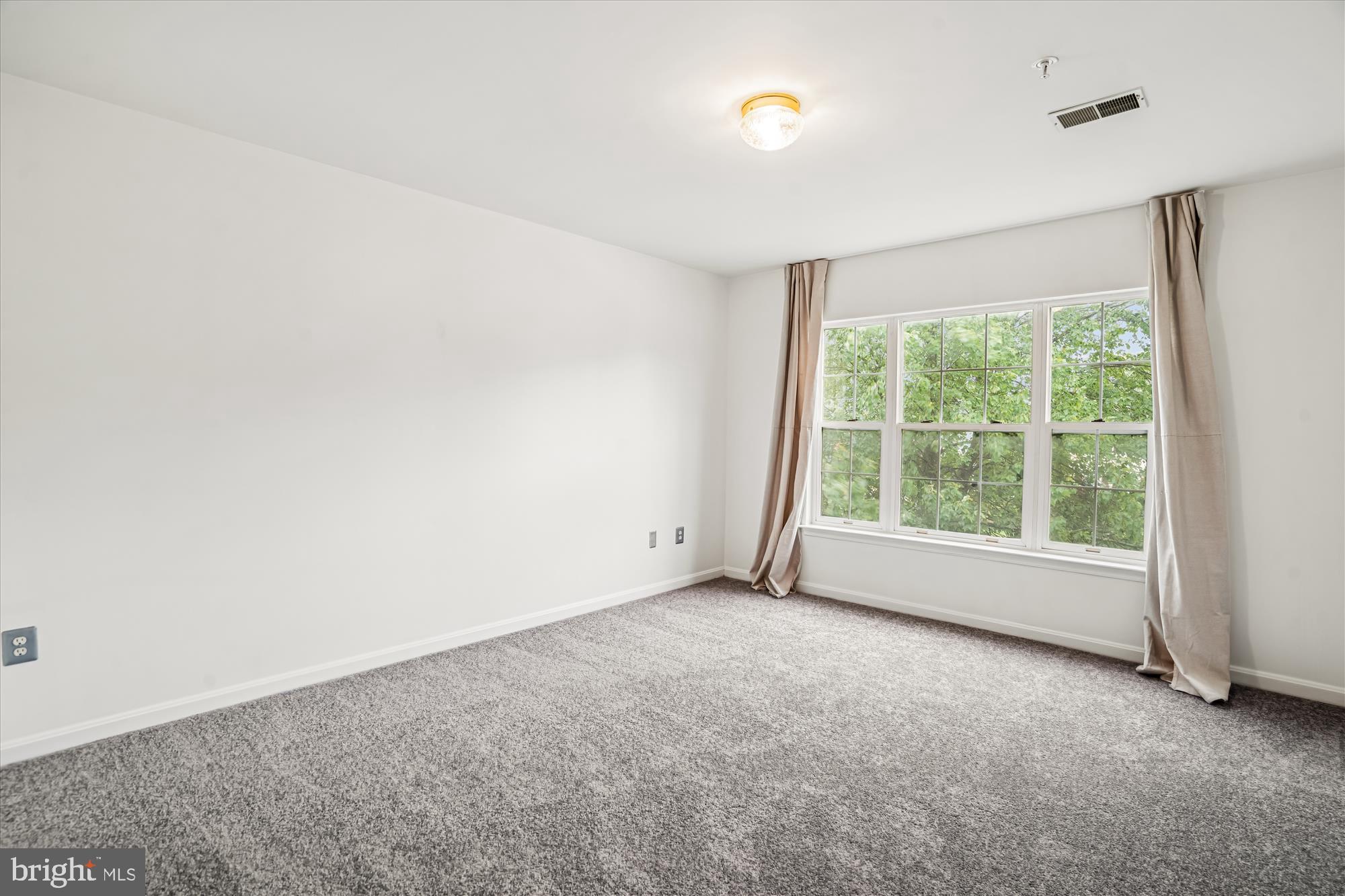 HOLLY HILL FARM - Residential