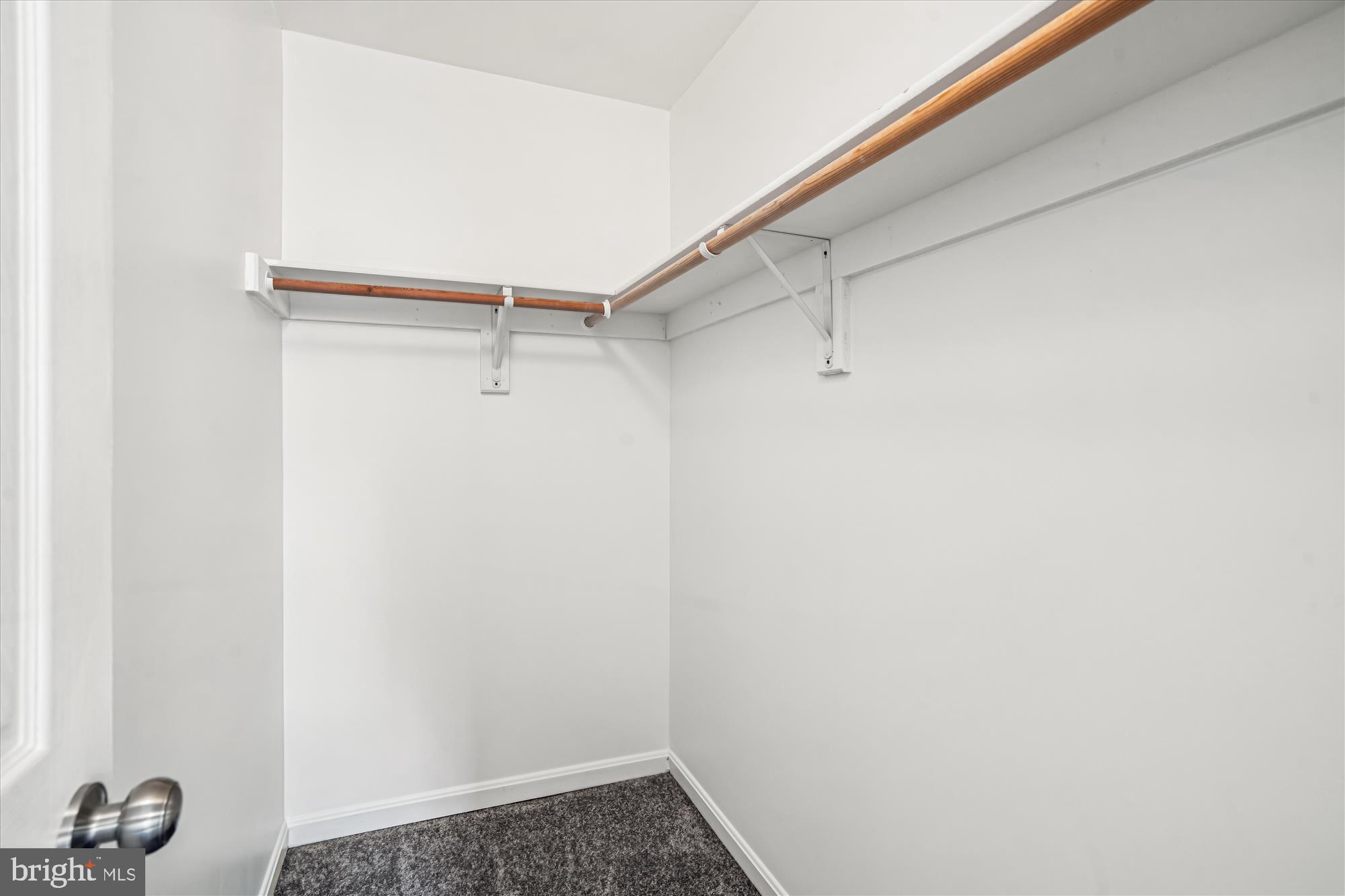 HOLLY HILL FARM - Residential