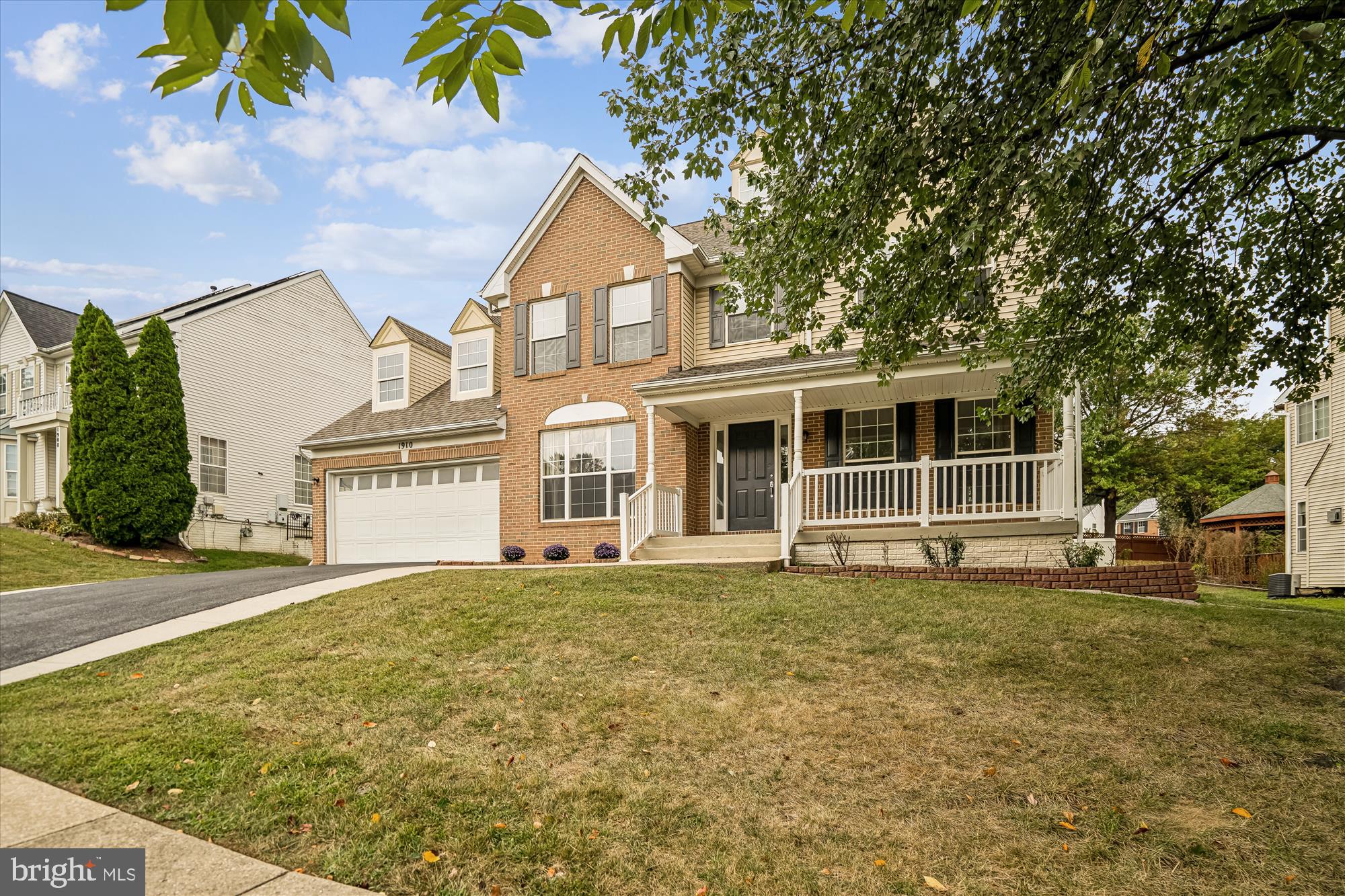 HOLLY HILL FARM - Residential